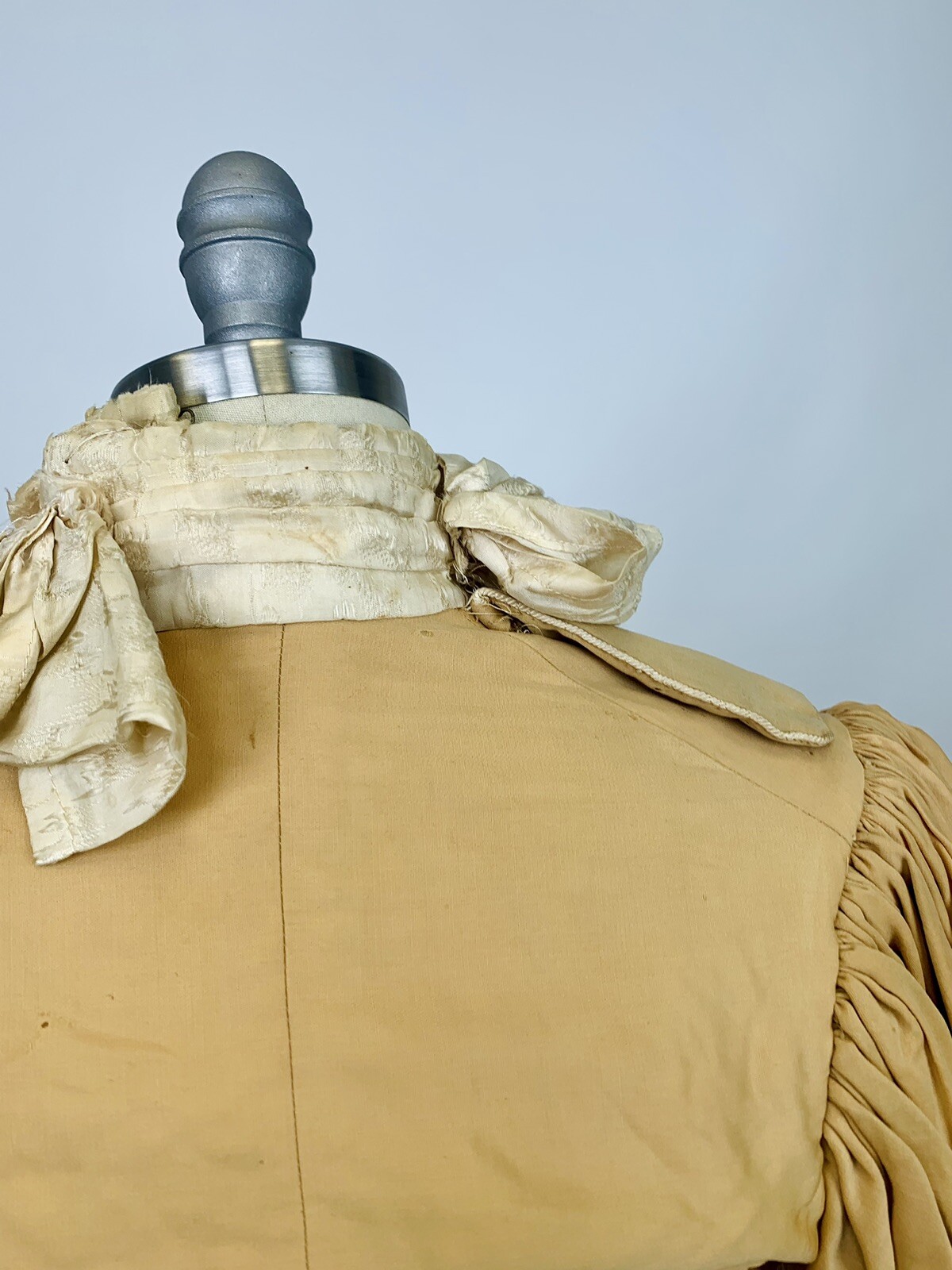 Antique Victorian 1890s Bodice & Skirt Set Tan Silk Leg of Mutton Sleeve AS IS