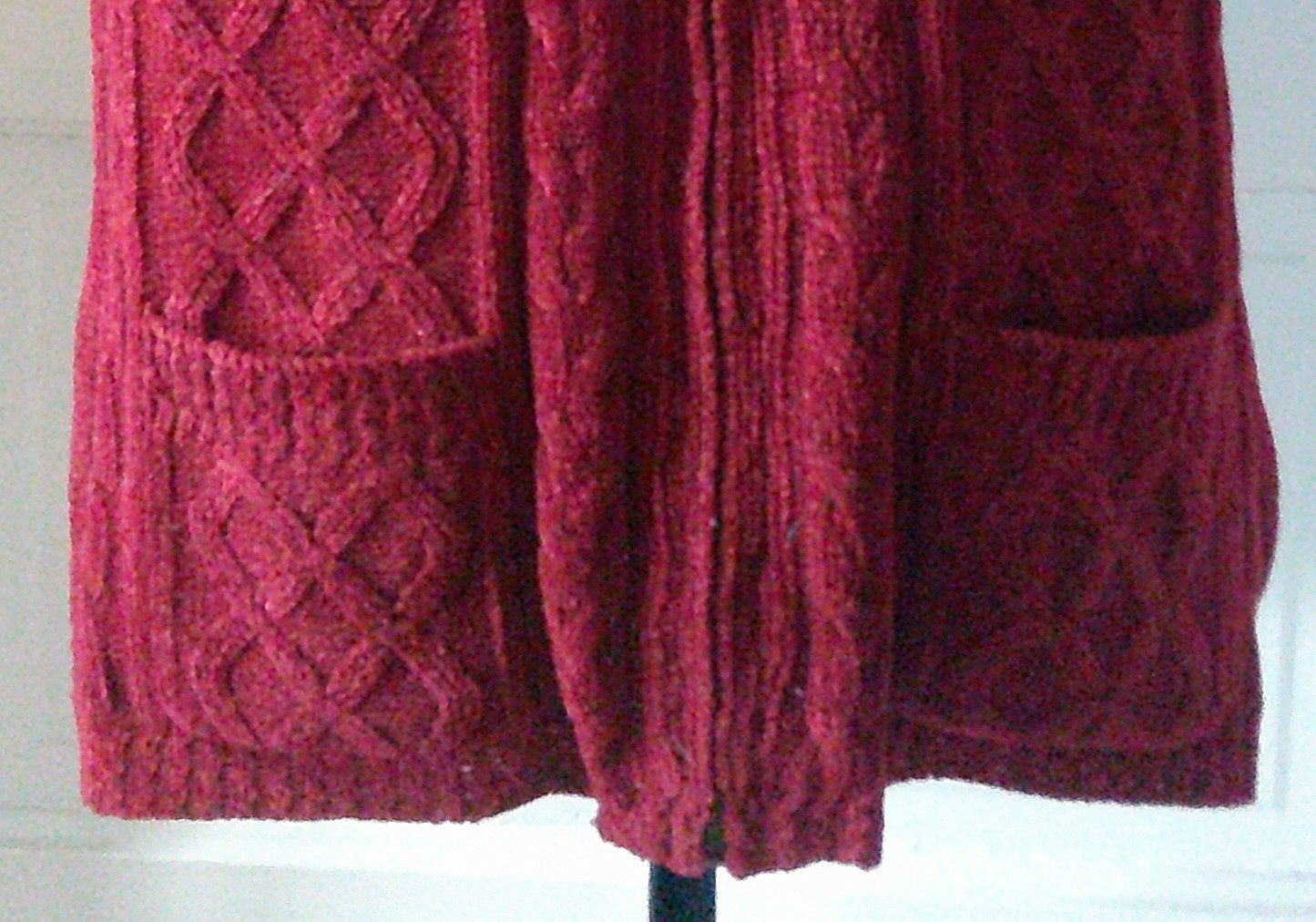 90’s ERIKA & CO Wine Red Zip Up Acrylic Cardigan Sweater Vest L