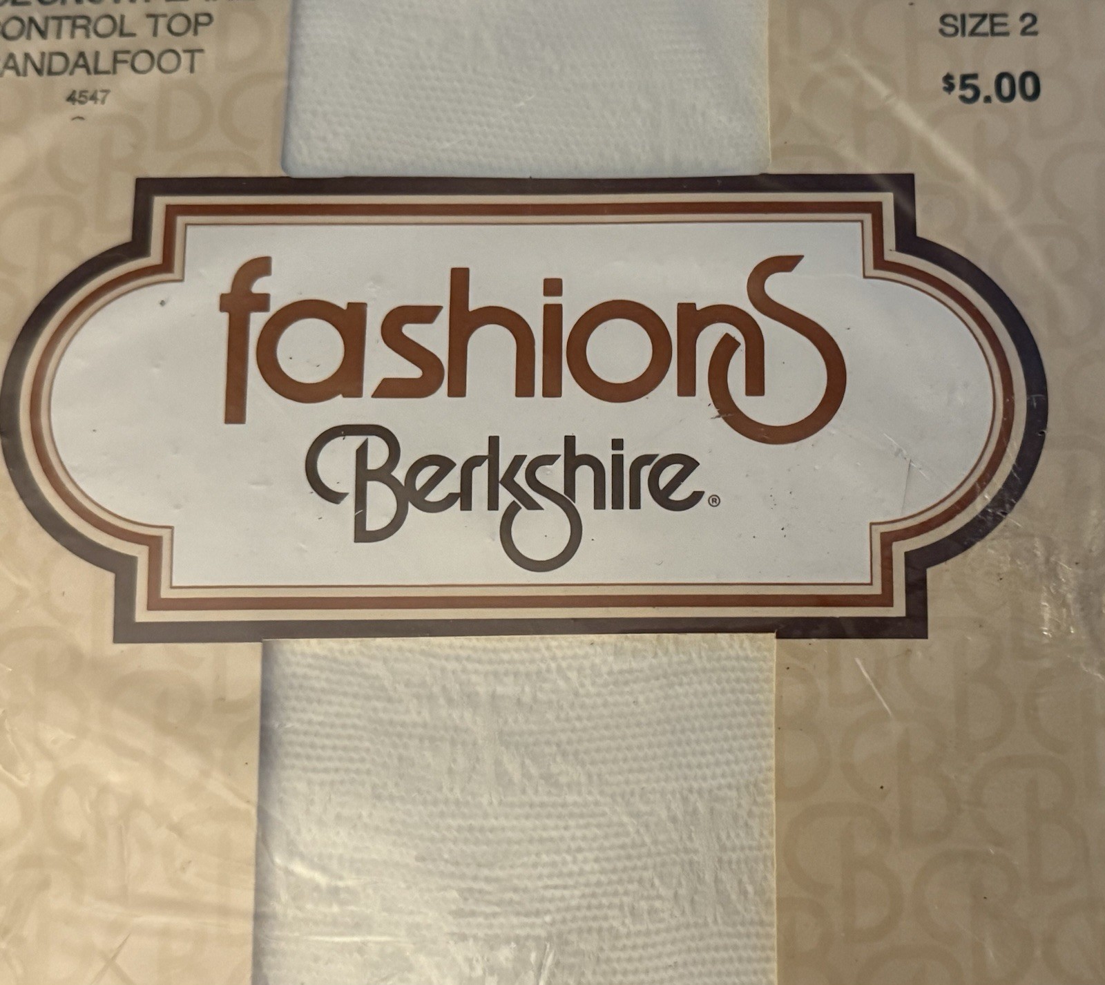 VTG 80s Berkshire Ivory Pantyhose Textured Pattern Lace Snowflake Size 2 NEW