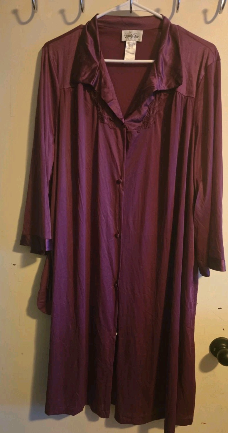 Vintage Vanity Fair Purple Satin Button Night Gown House Coat Robe Sz XL Lace