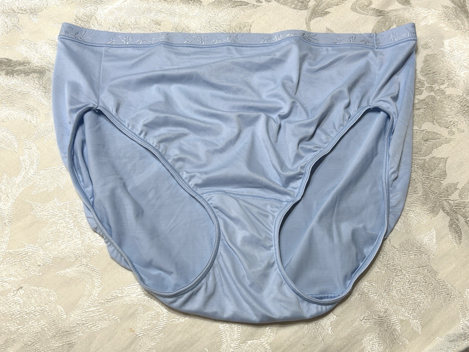 Vtg VANITY FAIR 13196 Body Fresh Ultra Soft Stretch Light & Luxe 9/2XL Panties
