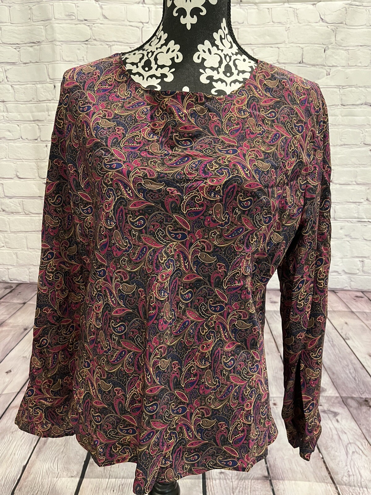 VTG 90’s ANN MAY Women’s Purple Multi Paisley 100% Silk Long Sleeves Blouse L