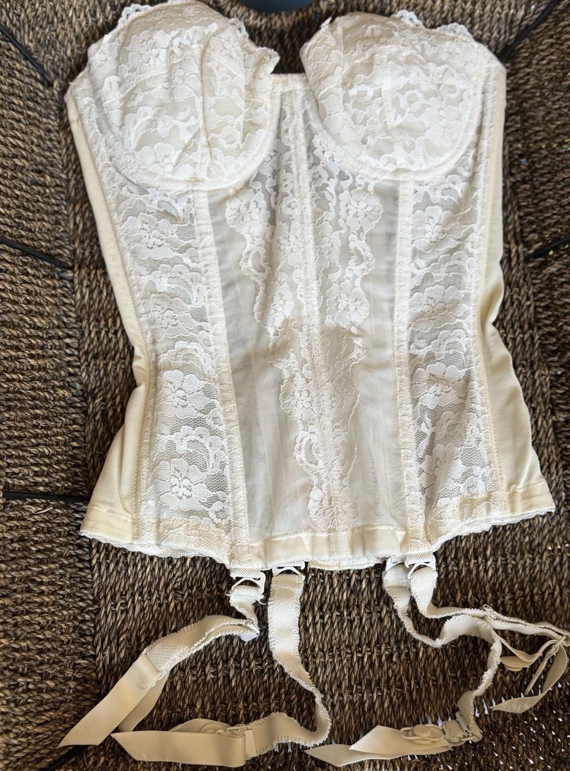 50s Authentic Warner’s Original “Merry Widow” Ivory Lace Strapless Corset 32B