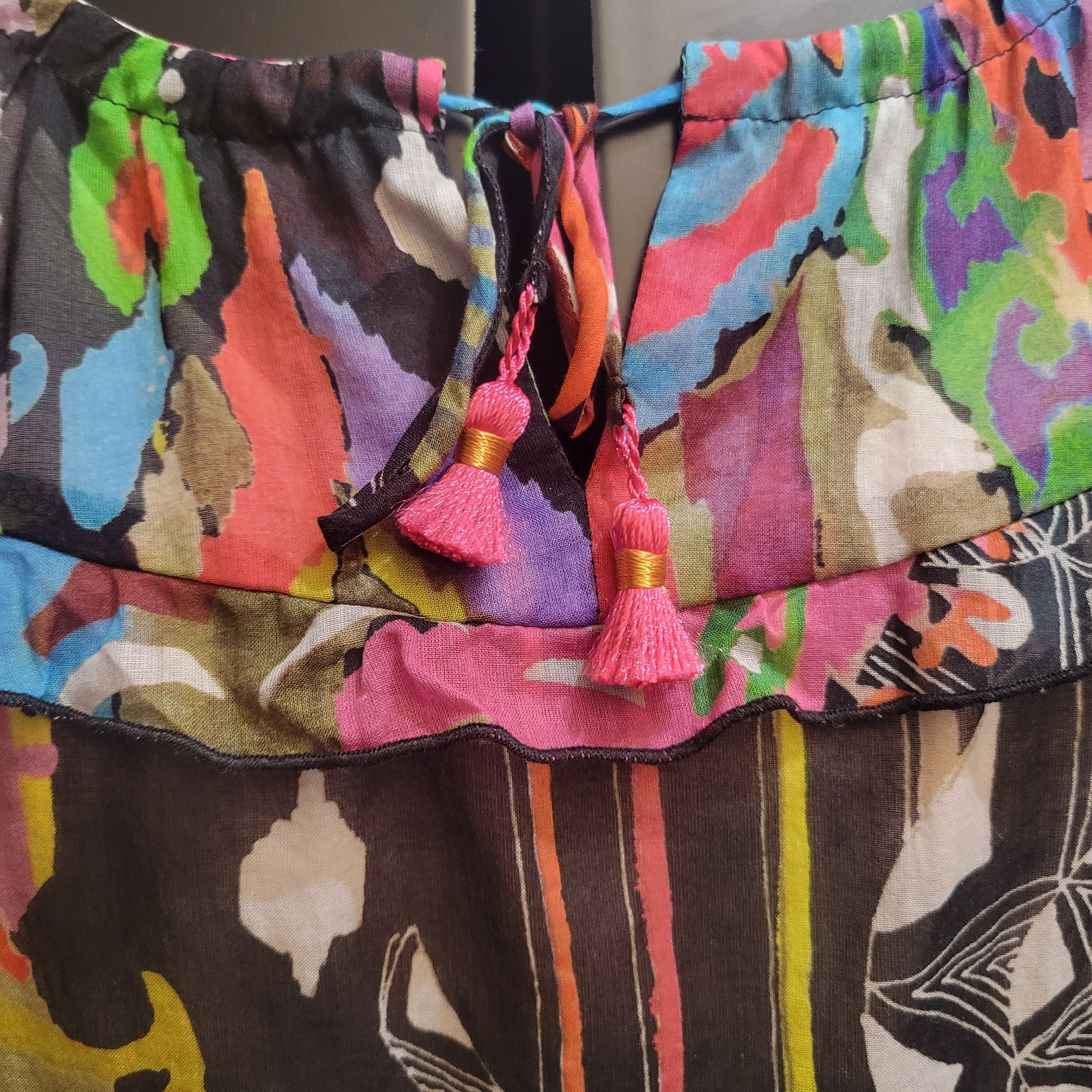 EUC Chacock Mixed Prints Ruffled Blouse Cotton S/M Tassles Tie Neck Abstract