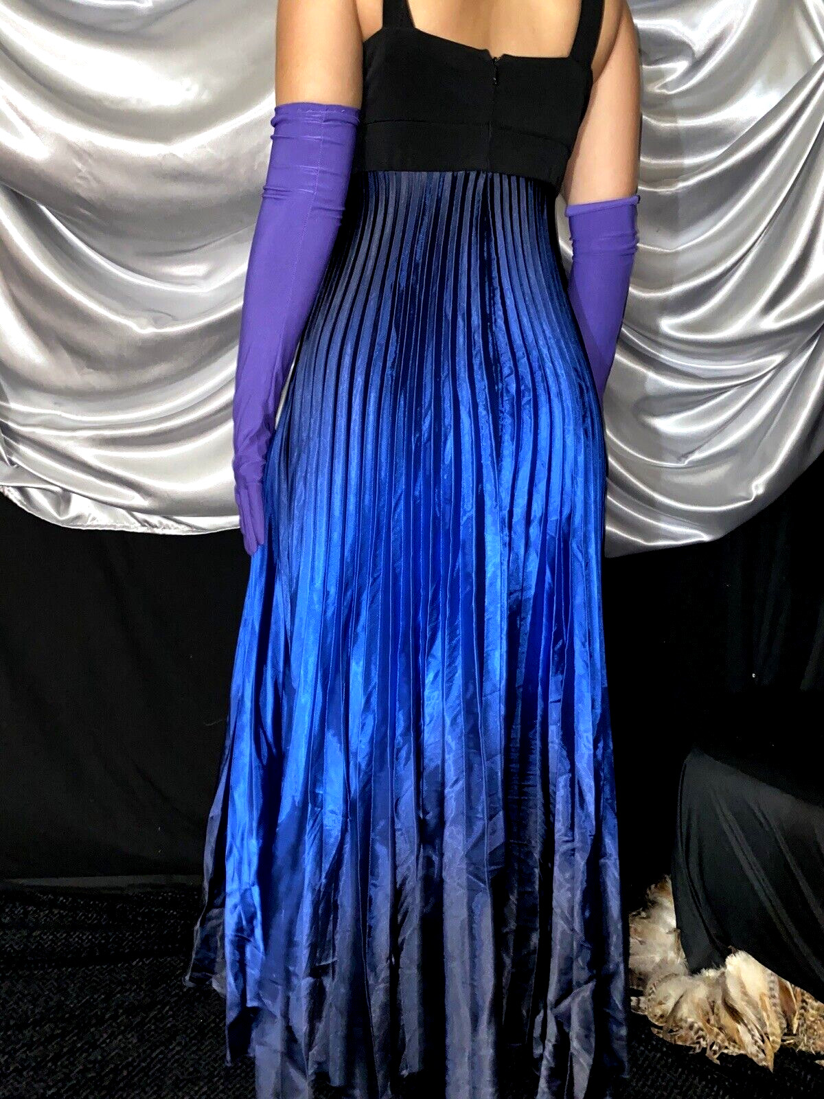 VTG SATIN BLUE OMBRE SHINY CRYSTAL ACCORDIAN PLEAT MAXI FORMAL DRESS 12 FERNELL