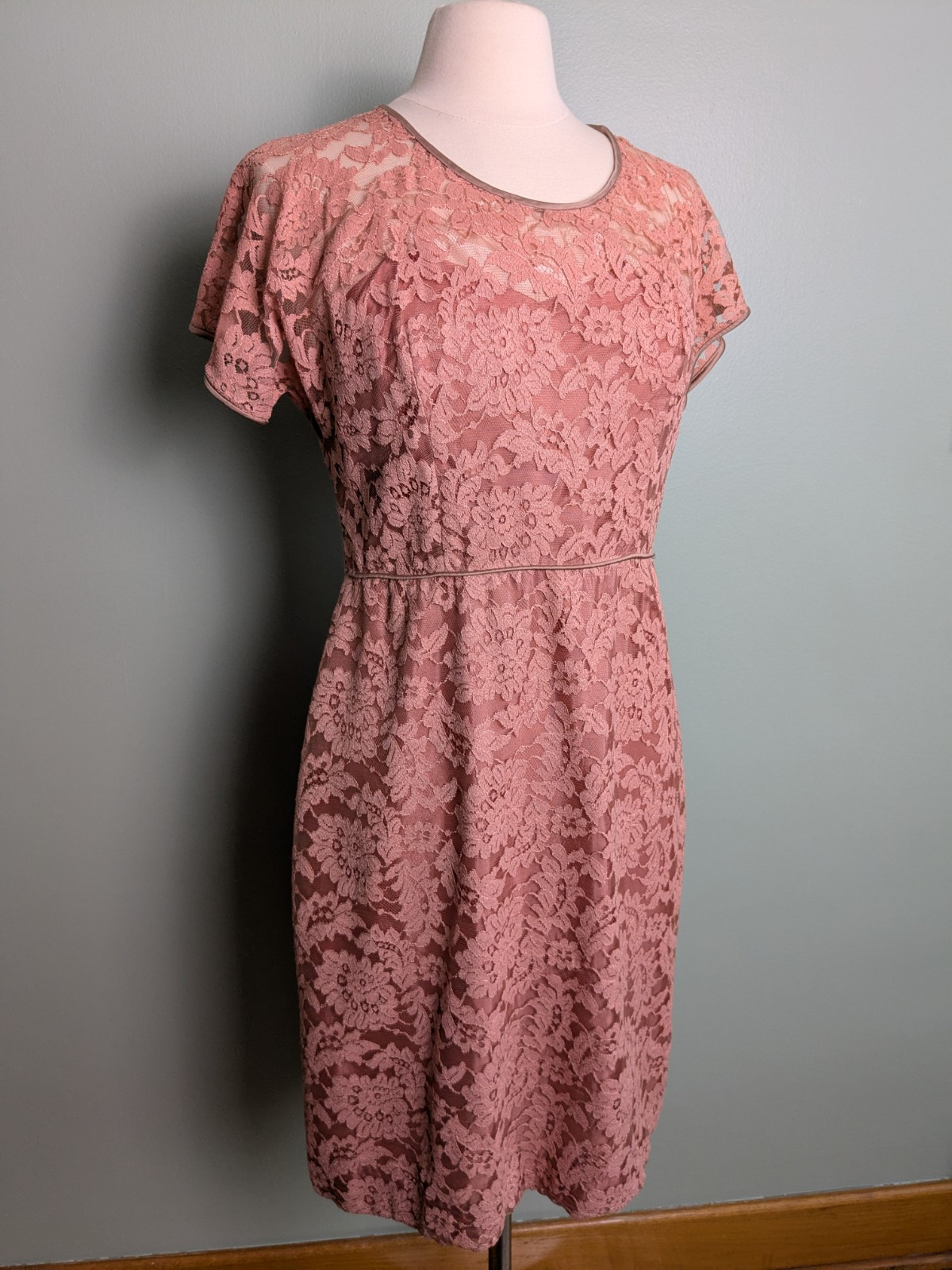 As Is Dusty Pink Lace Overlay Ferman O’Grady Pencil 1950s Vintage Dress