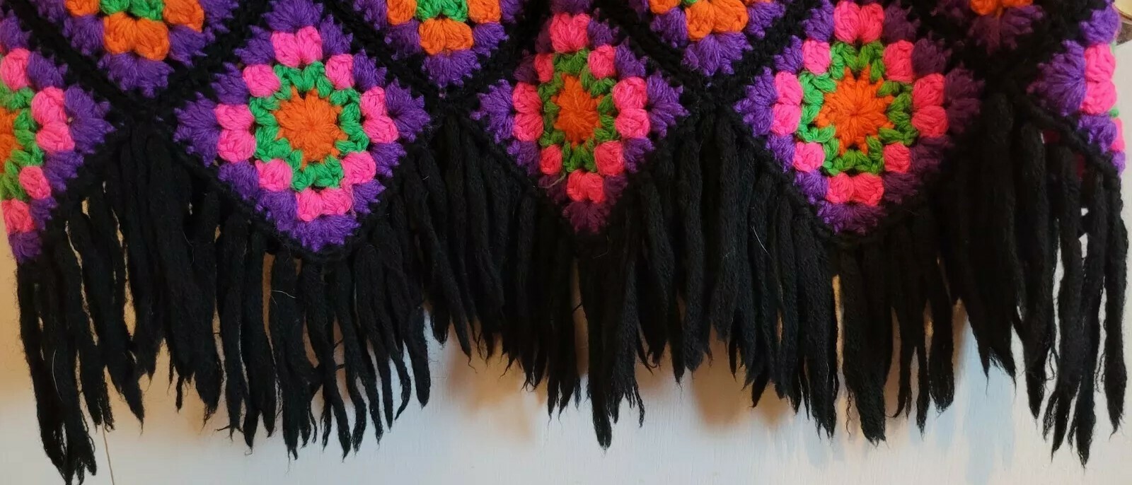 STUNNING Vintage 70s Empress 100%Wool Crochet Skirt Medium Psychedelic RARE