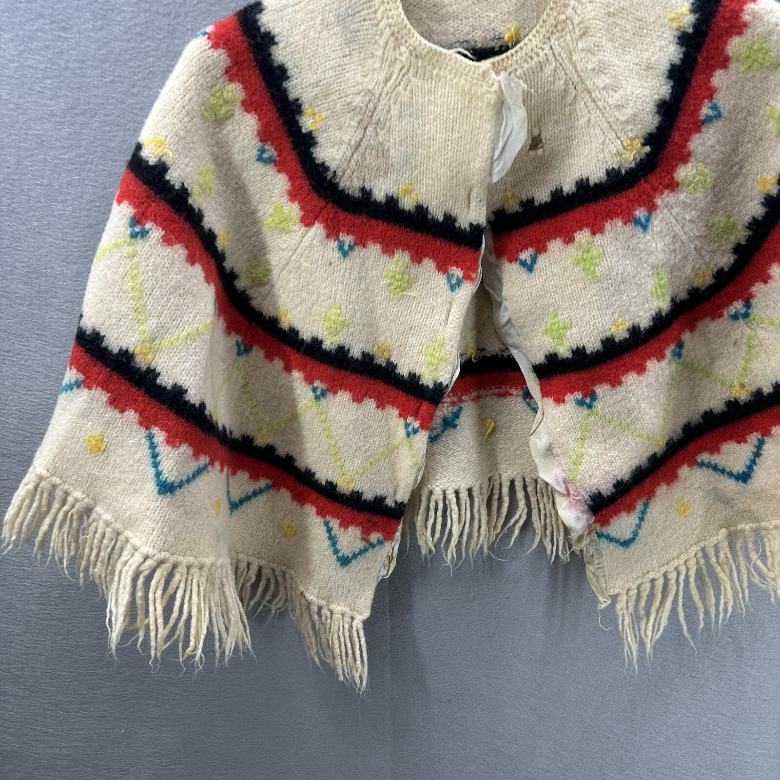 Vintage Barbara Lee Fringed Cape Shawl Poncho Aztec Wool Womens M Native READ