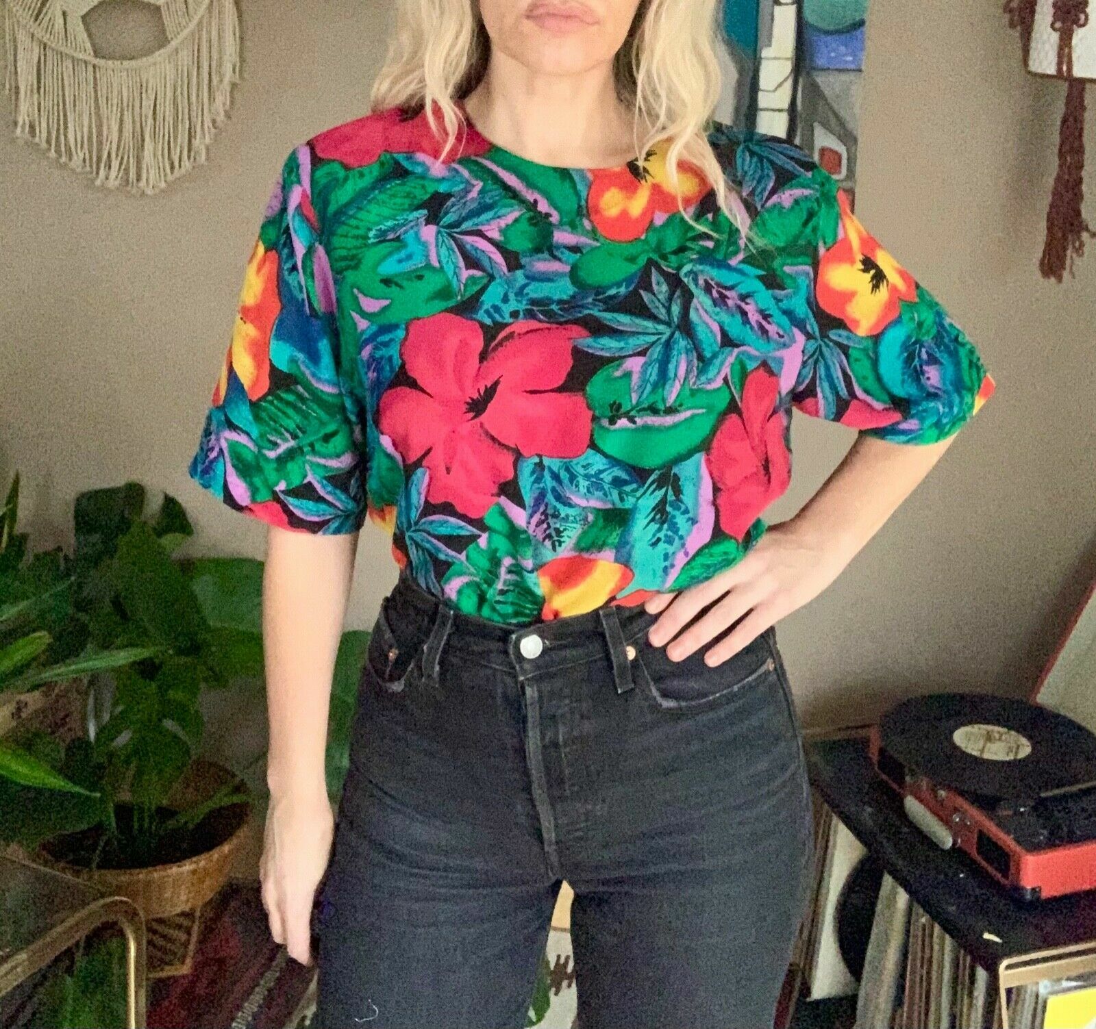 women’s floral Blouse/Top 80s-90s Vintage Christie & Jill Sz L black pink bright