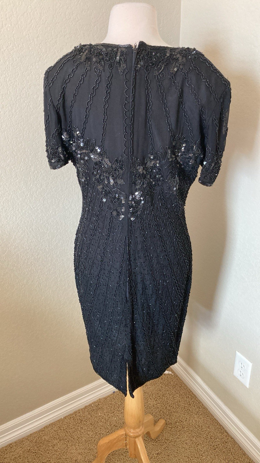 Vtg sz 8 Black Beaded Knee Length Cocktail Evening Party Club Dress Designer