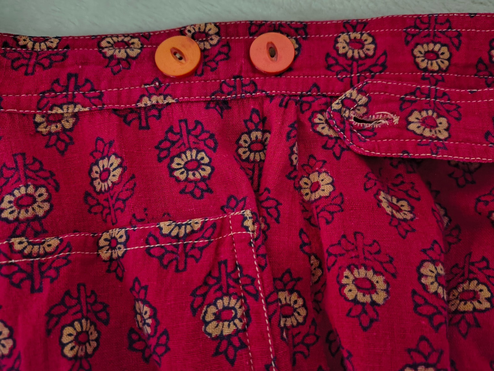 1970s India Imports of Rhode Island Cotton Floral Block Print Maxi Wrap Skirt XS