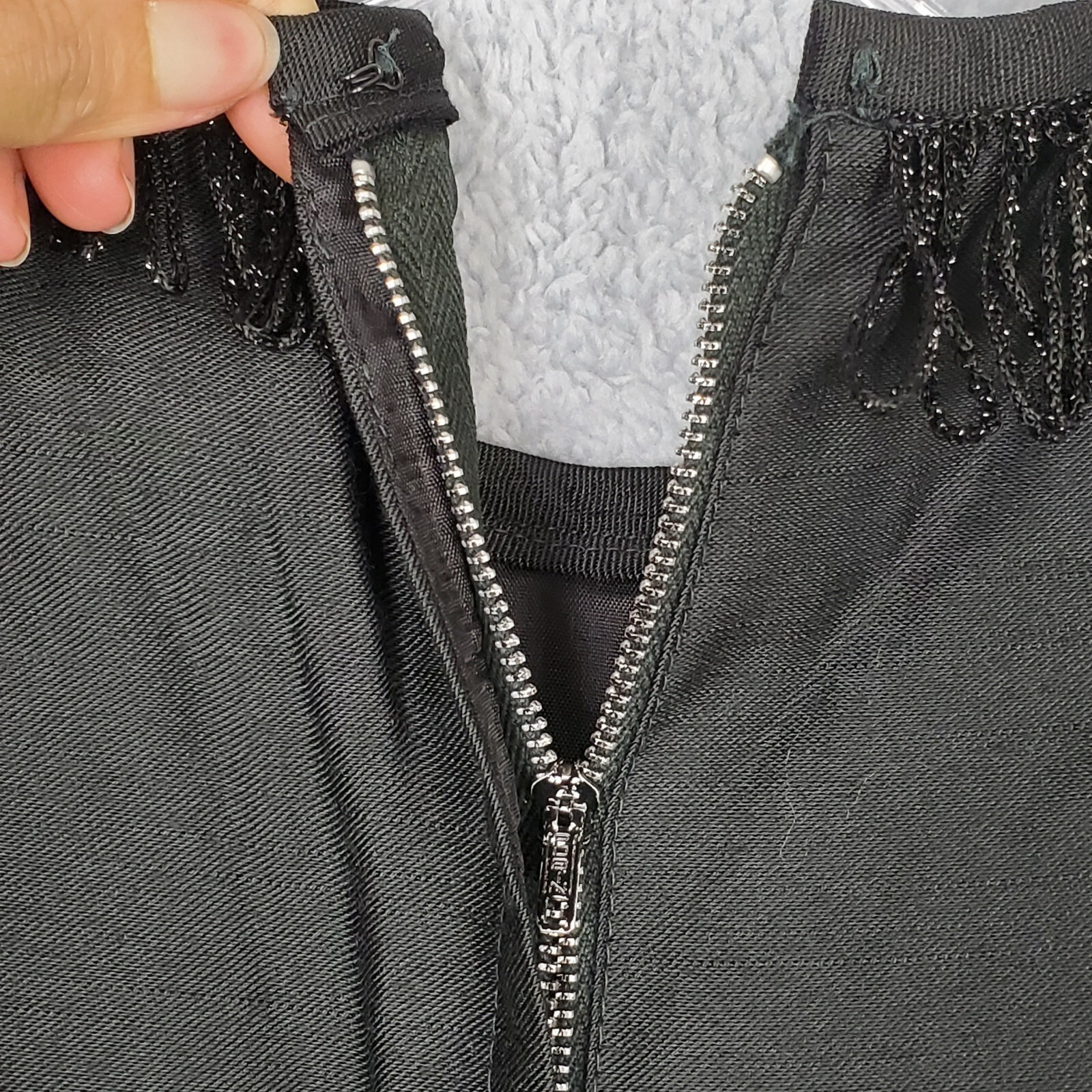 Vtg Saba California Womens Shift Dress Sz S Black Sleeveless Fringe Neck n Hem