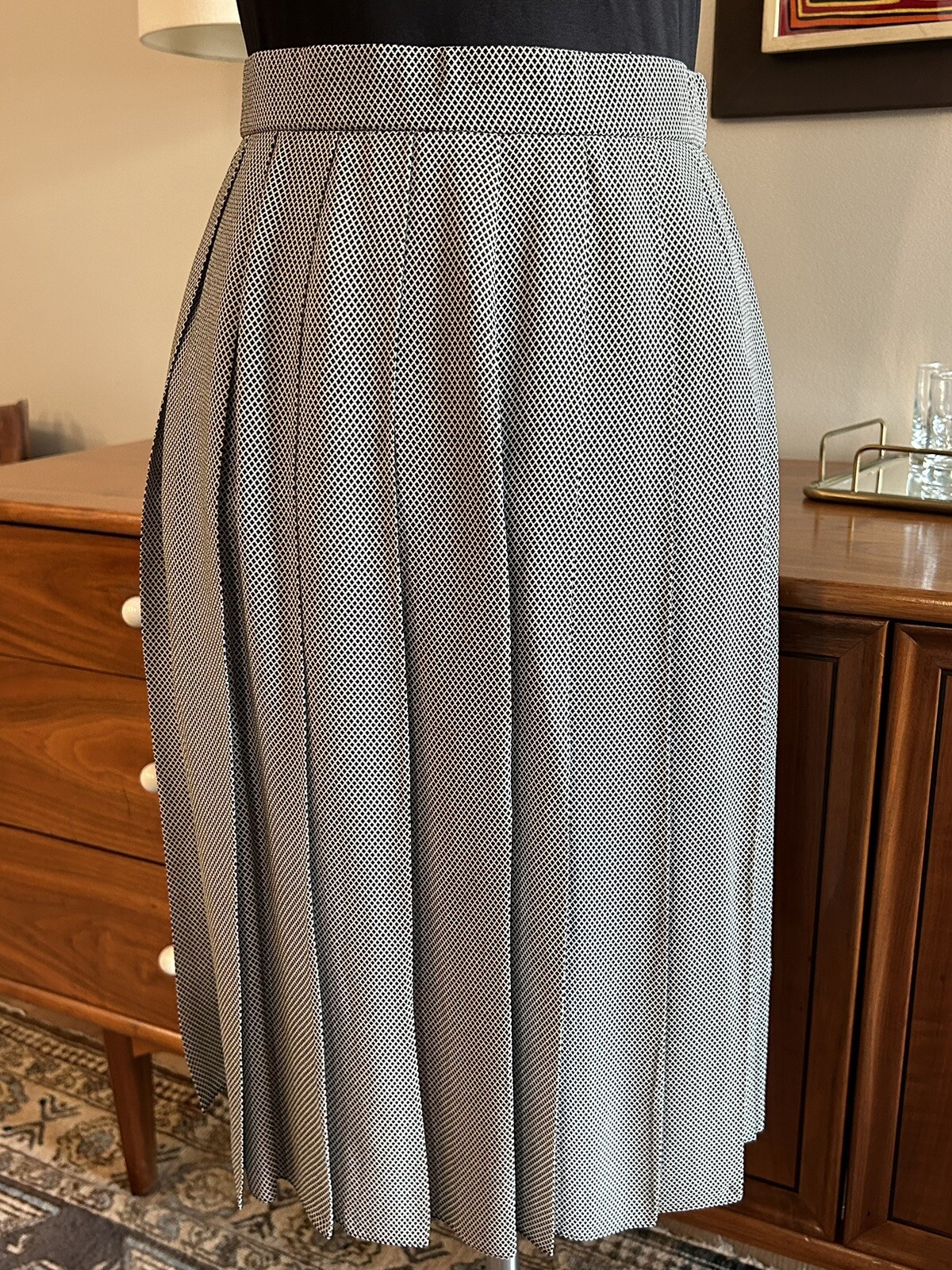 80’s Vintage Skirt Donna Karan New York Black Label pleated Black/White DKNY