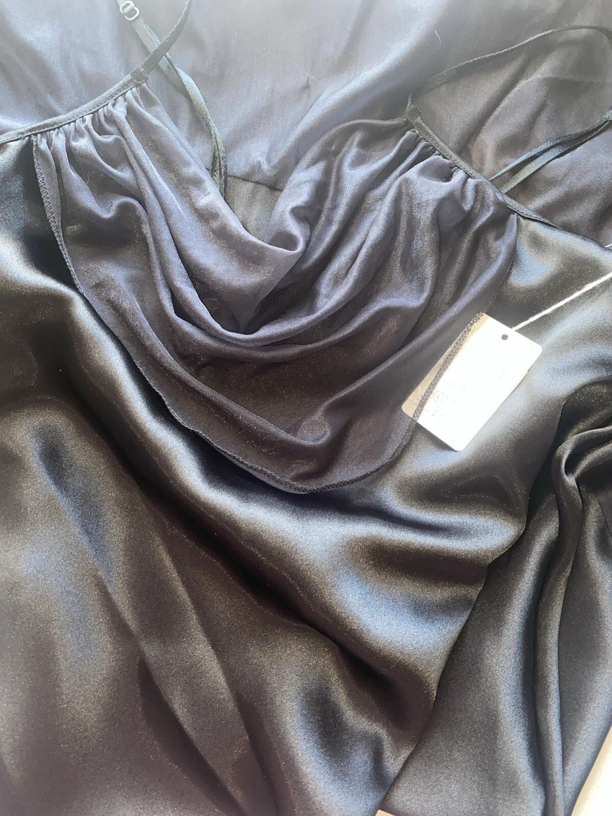 VTG SATIN LIQUID SHINY DRAPE NWT 80S NEGLIGEE HOLLYWOOD GLITZ M EMBELLISHED