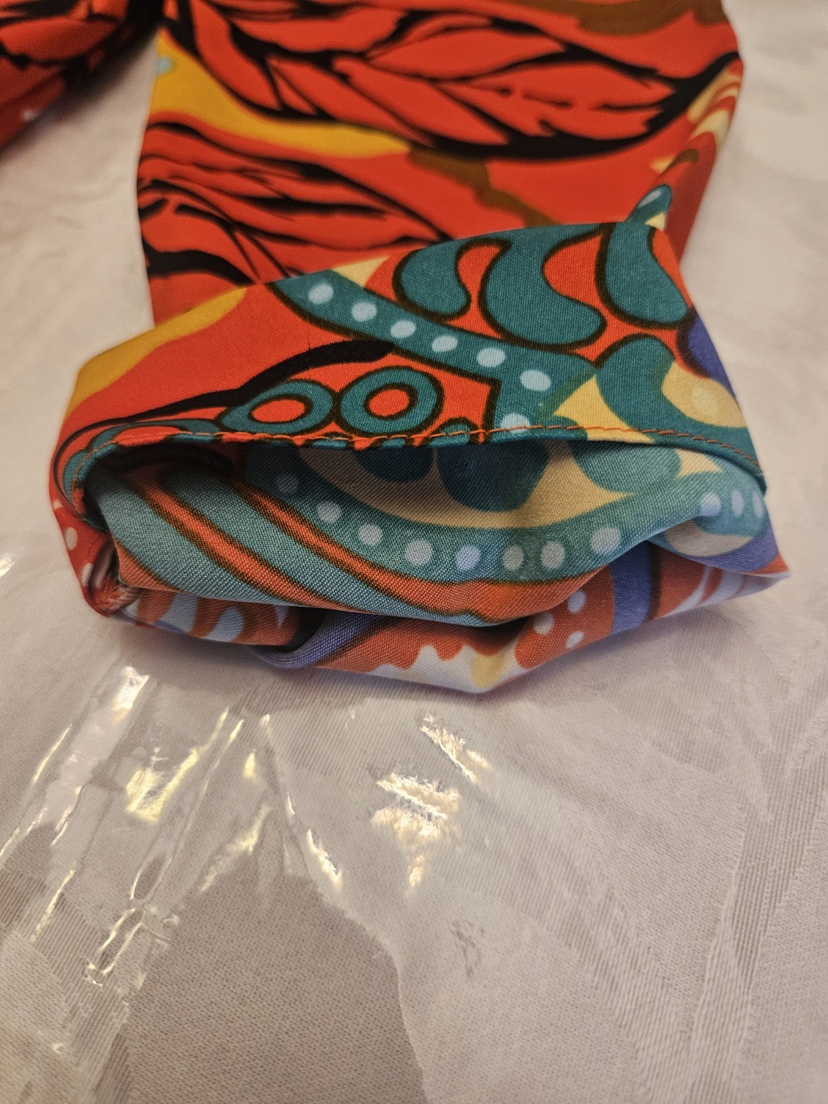 Vintage Concept 70’s Swirl Women’s Blouse (12) Necklace/Belt Not Included Groovy