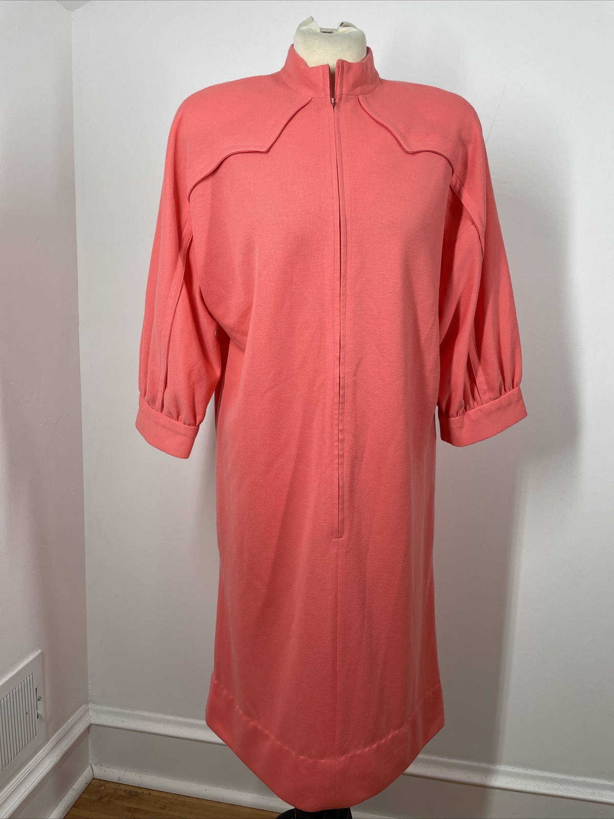 Vtg 60s Schrader Sport M/L 42″ Chest Coral Pink Orange Knit Dress