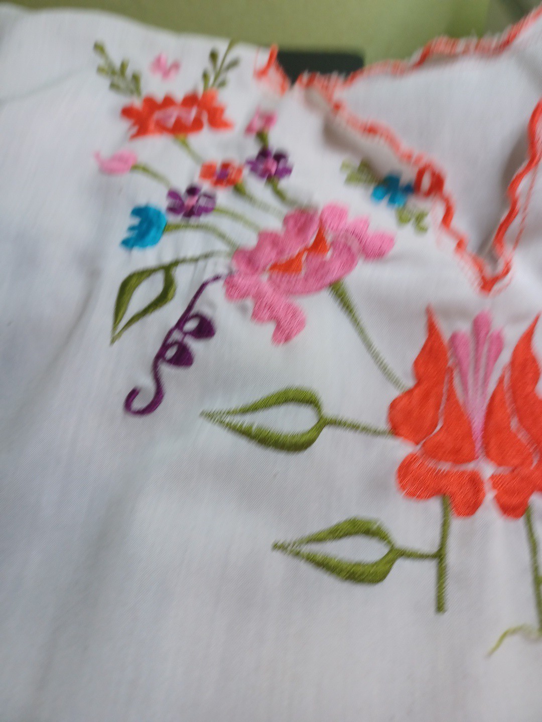Sweet Vintage Embroidered Lightweight Mexican Womans Top