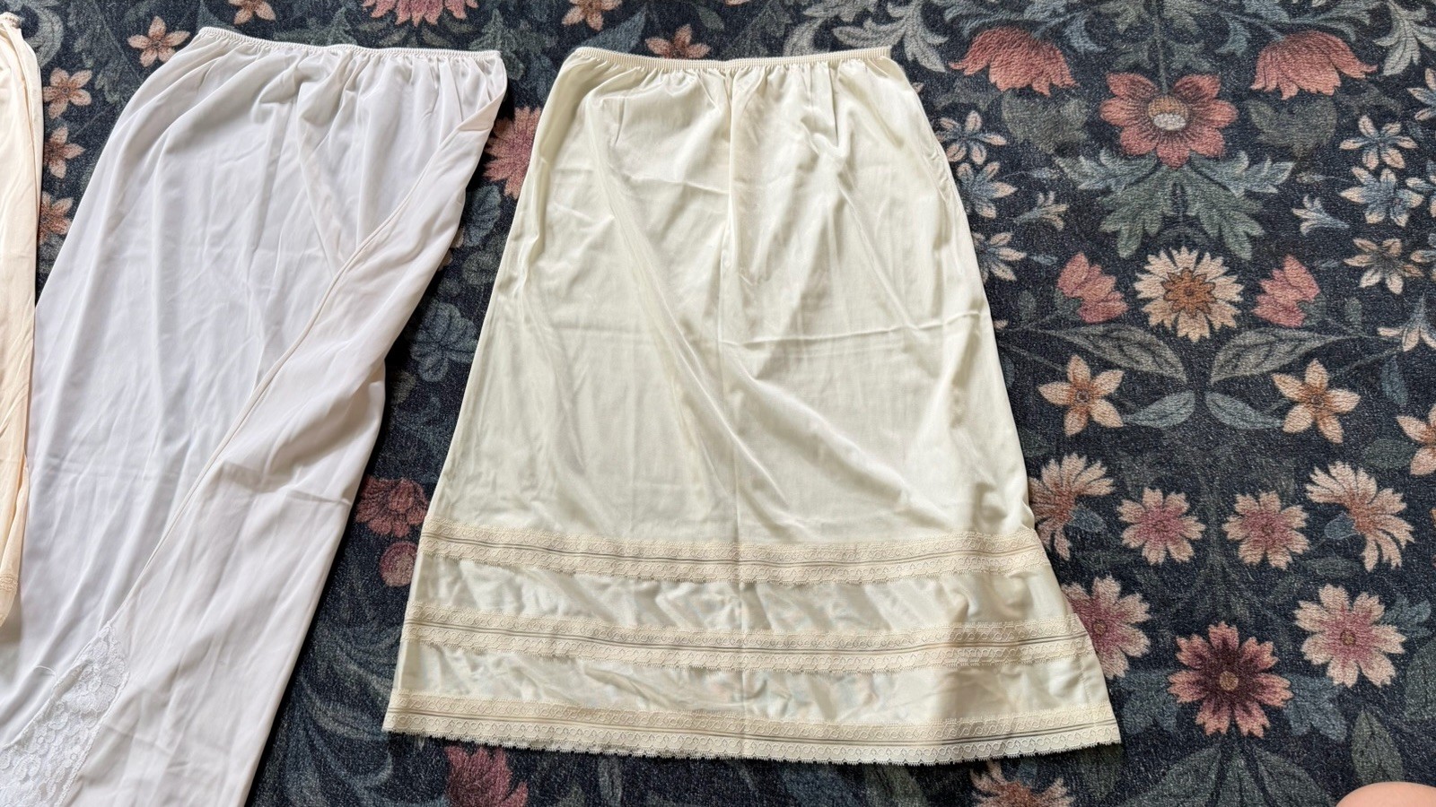 Vintage Nylon Slip Skirt Lot of 4 Midi Full Length Lingerie Intimates M L XL