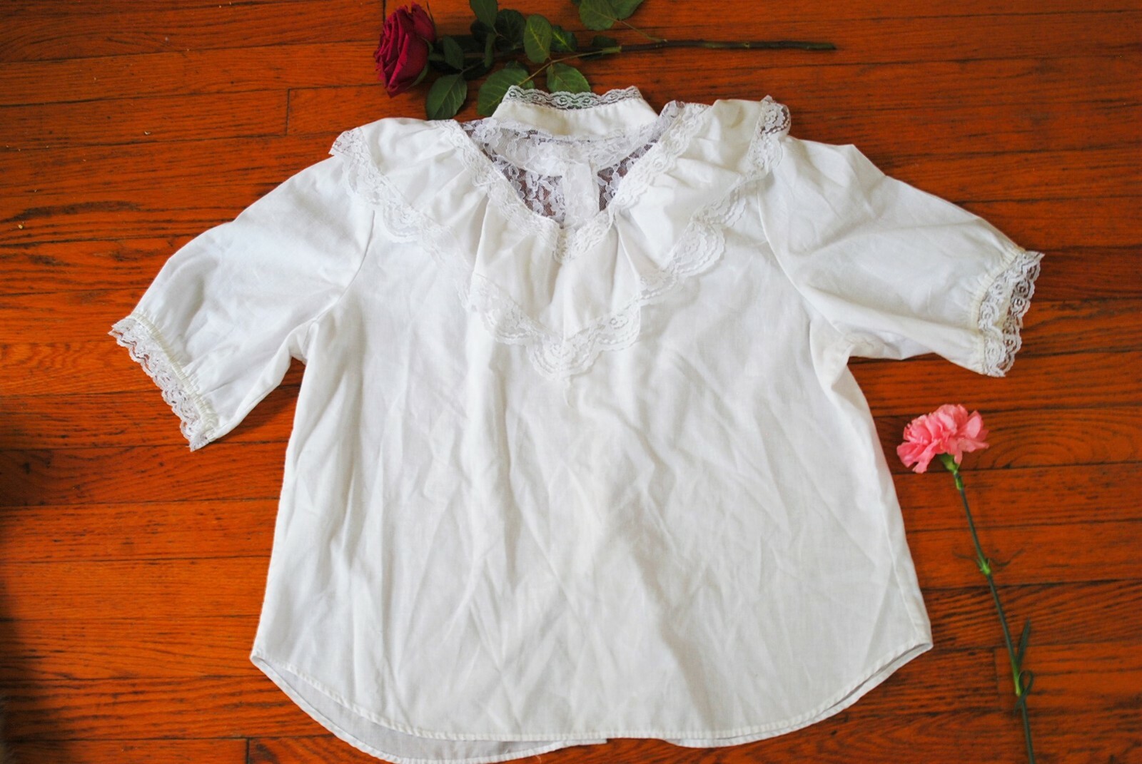 1970s Prairie Top White Ruffle Lace High Collar Victorian Button Up M L
