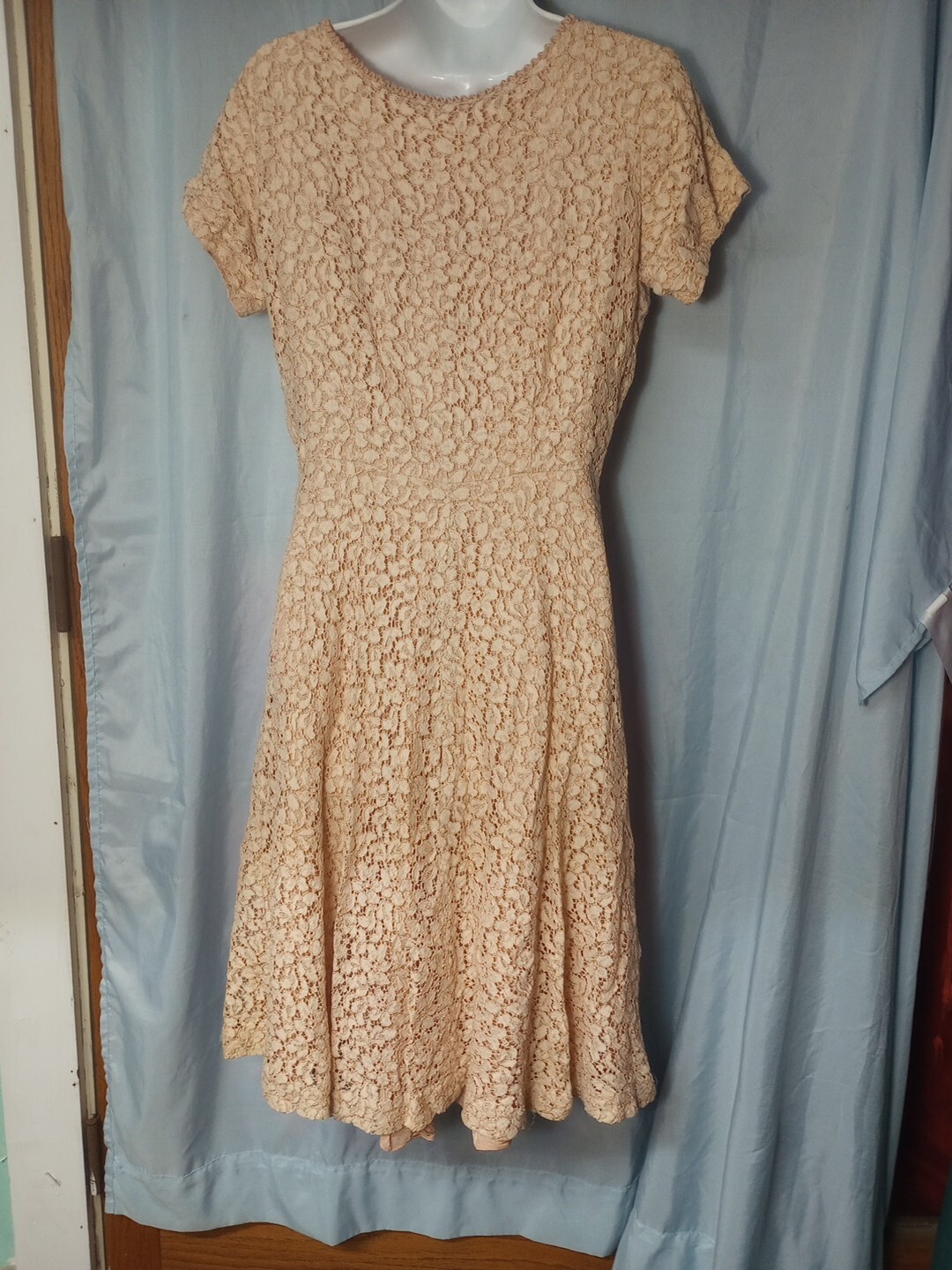 Vintage Dress Styled By Well Made Sz Medium Pale Pink Lace Overlay Sequins