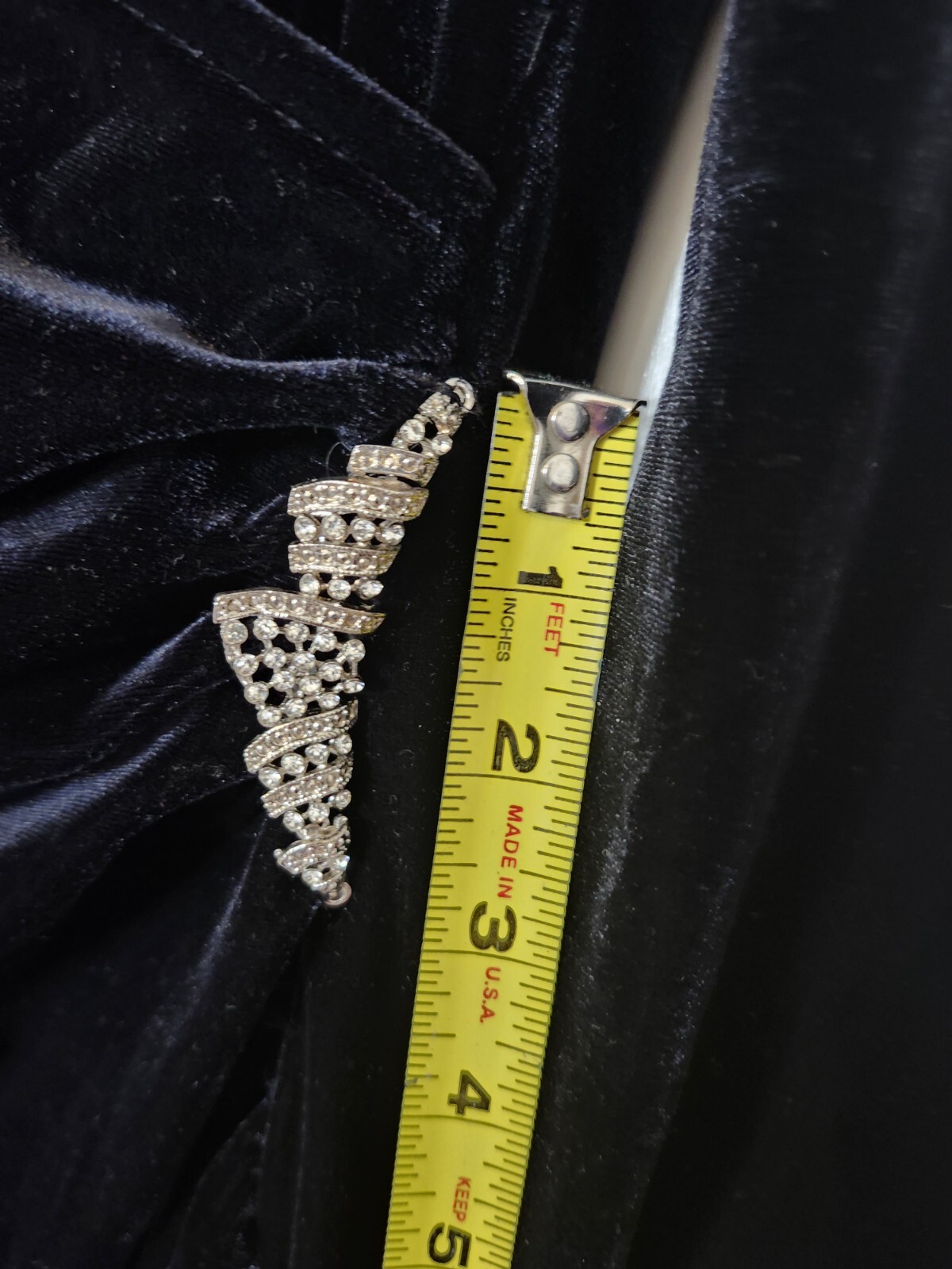 VTG Arianna By Rachel Kaye Black Velvet L/S Formal Dress W/side Rhinestone Jewel