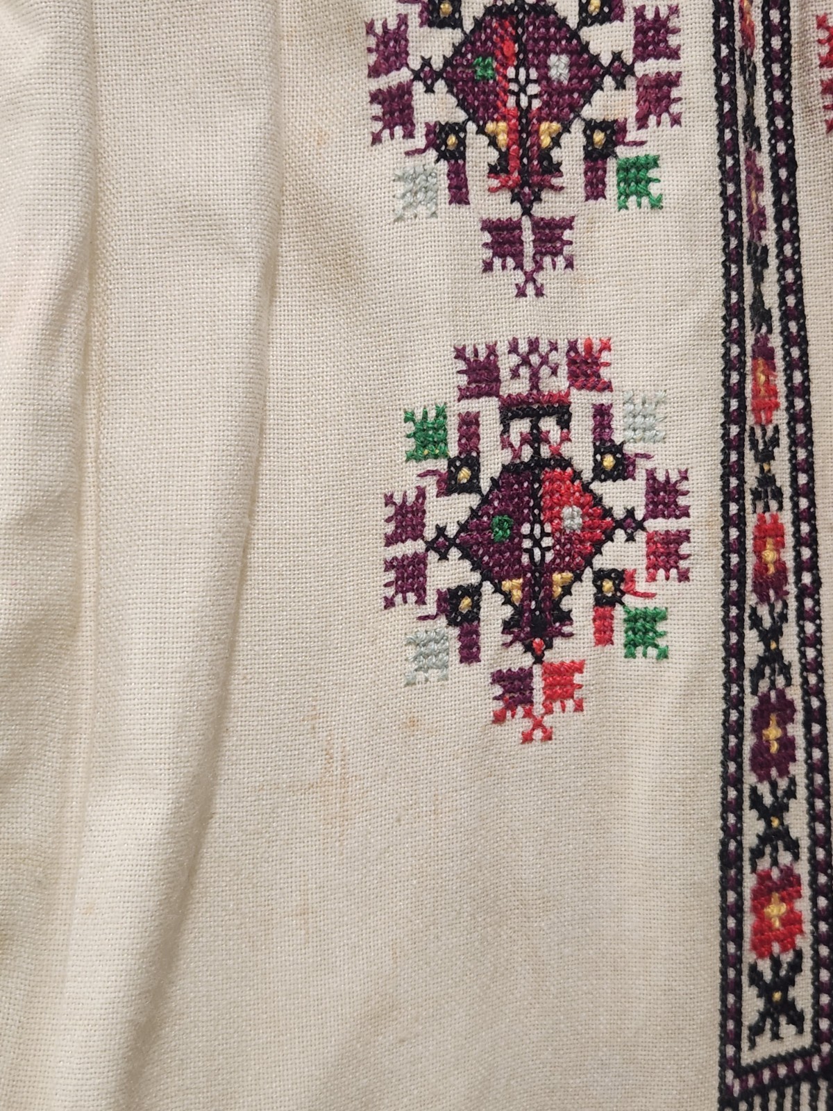 Vintage Hand Embroidered Romanian Folk Blouse Boho Ethnic Peasant Top White L/XL