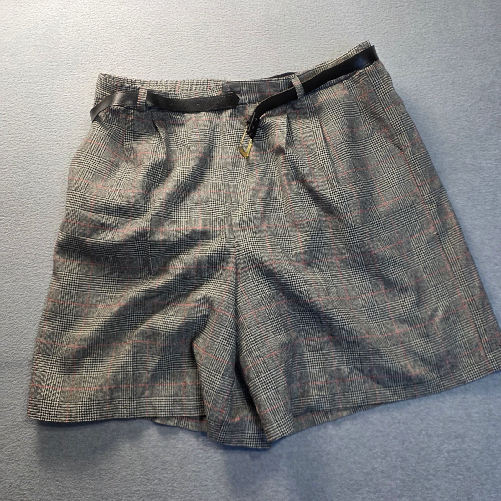 Briggs New York Walking Shorts Womens 24W Gray Plaid Belted Career High Rise