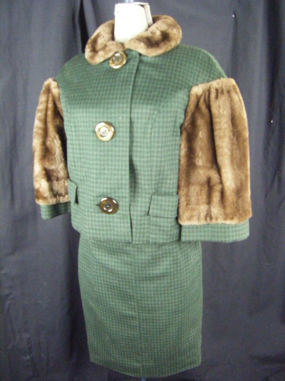 BLIN & BLIN Vtg 40s Plaid Green/ Real Mouton Fur Jacket & Skirt-Bust 38/Waist 22