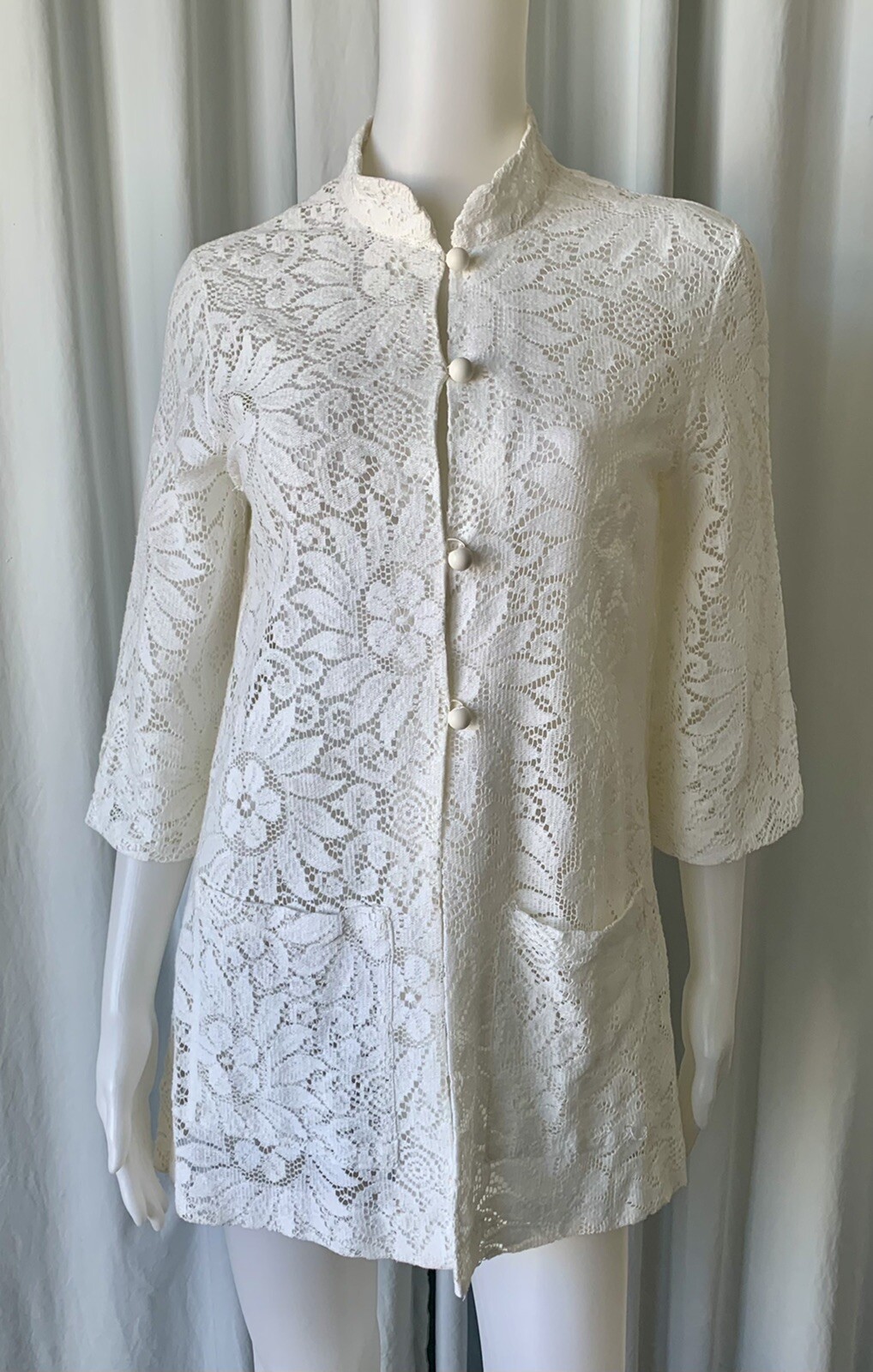 Vintage 70s Harbour Casuals LTD White lace Asian tunic L