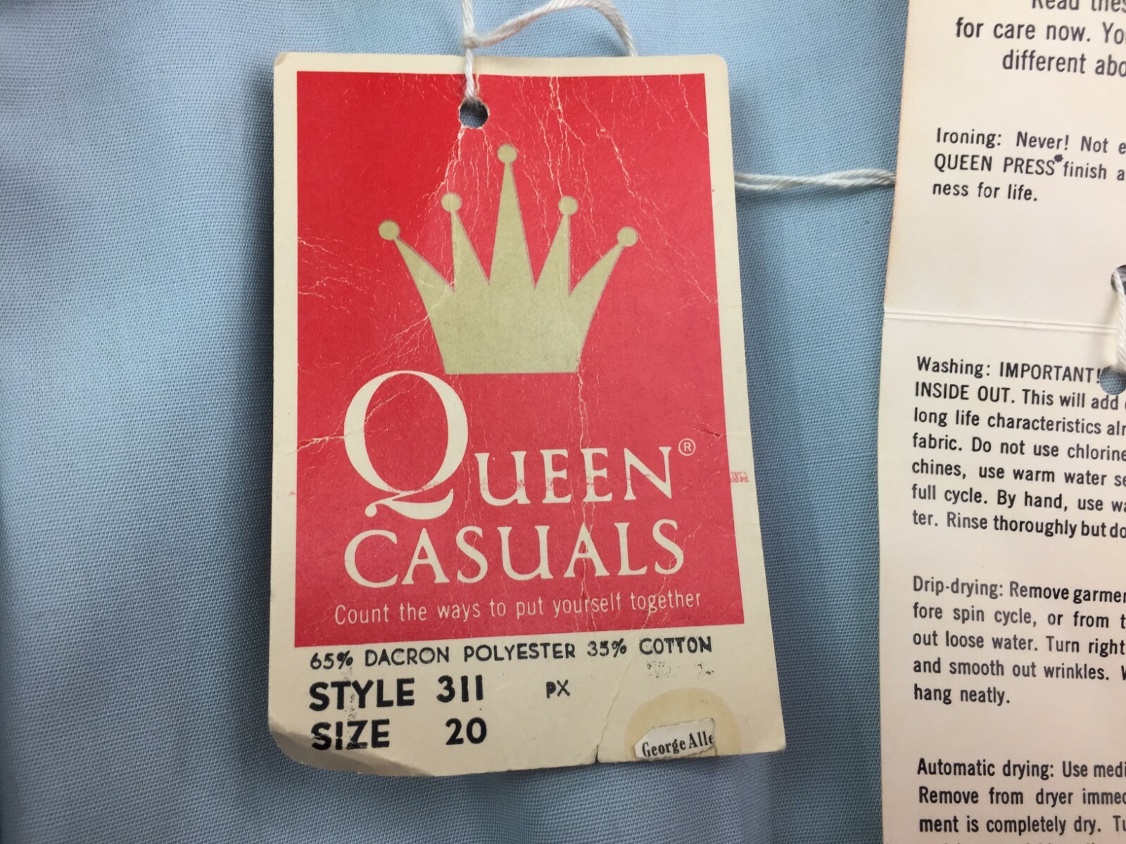 Vintage Queens Casual Womens NOS Blue Shorts Metal Button Zipper Front Size 20