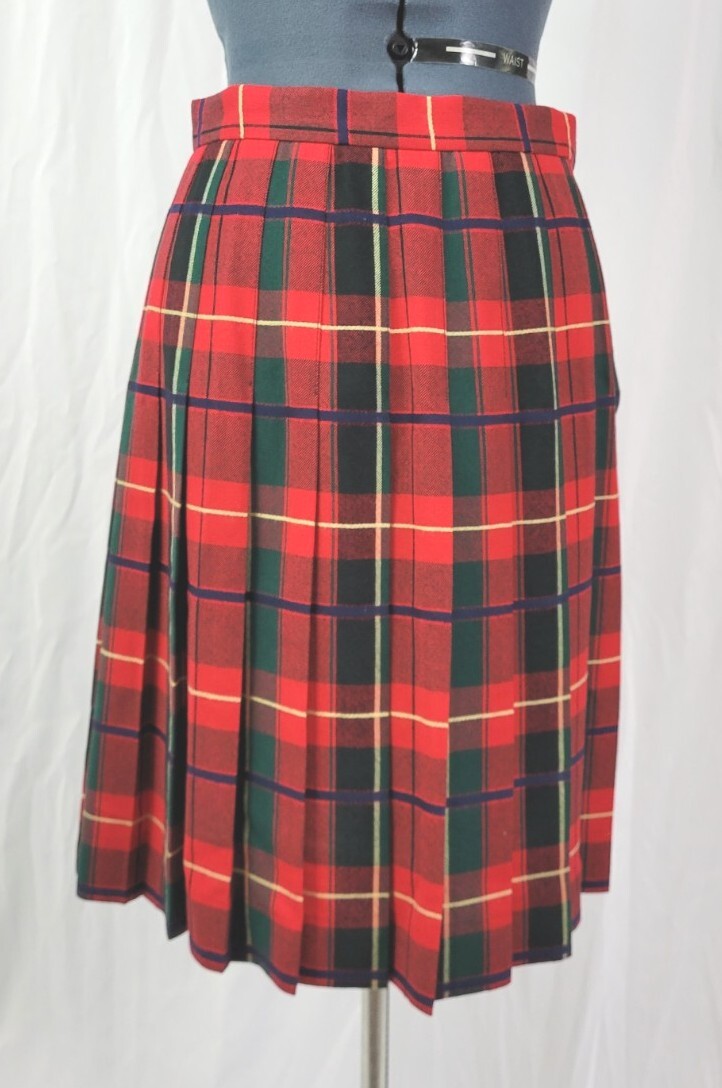 Vintage Talbots 100% Wool Red/Green/Black Plaid Pleated Skirt Size 10