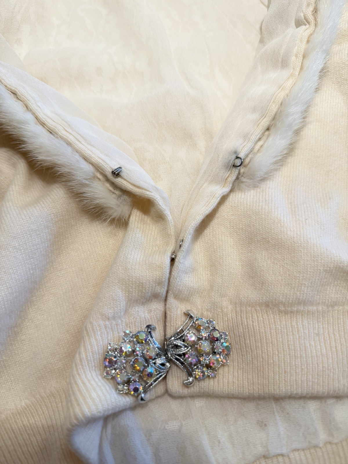 Vintage Pringle Scotland Cashmere Cardigan Mink Fur Collar Ivory Size S