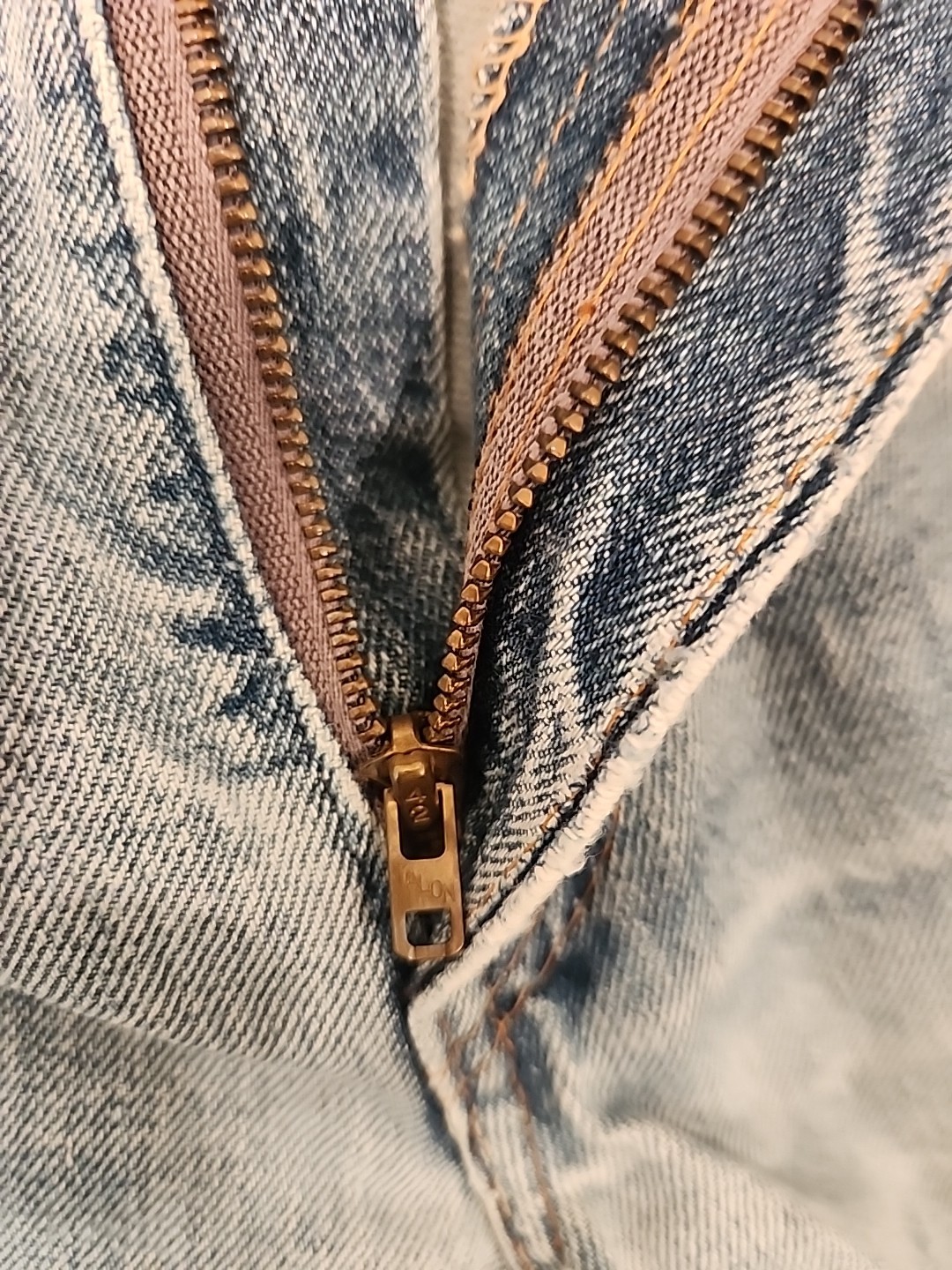 vintage levis cut-offs denim jean shorts zipper 517? talon zip 31″ w big E 70 89
