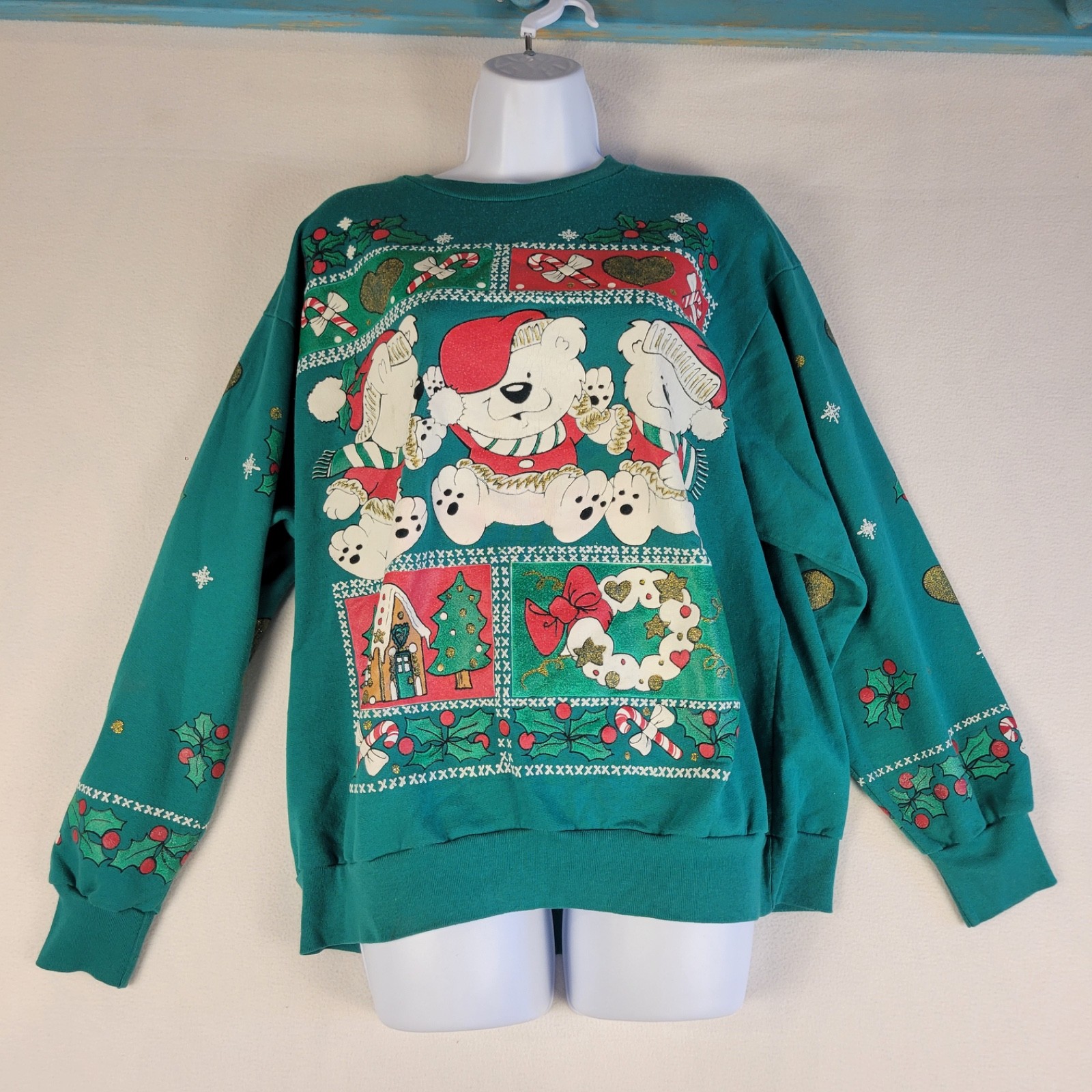 Vintage 1990s Green Kitsch Holiday Bears Sweatshirt Women’s Large Jane Colby