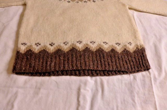 Vintage Women’s Deans Of Scotland 100% Wool White Brown Geometric Sweater 38/M