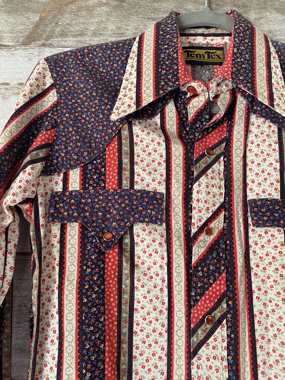 Vintage Tem Tex Western Flair Women’s Long Sleeve Rockabilly Floral Snap shirt