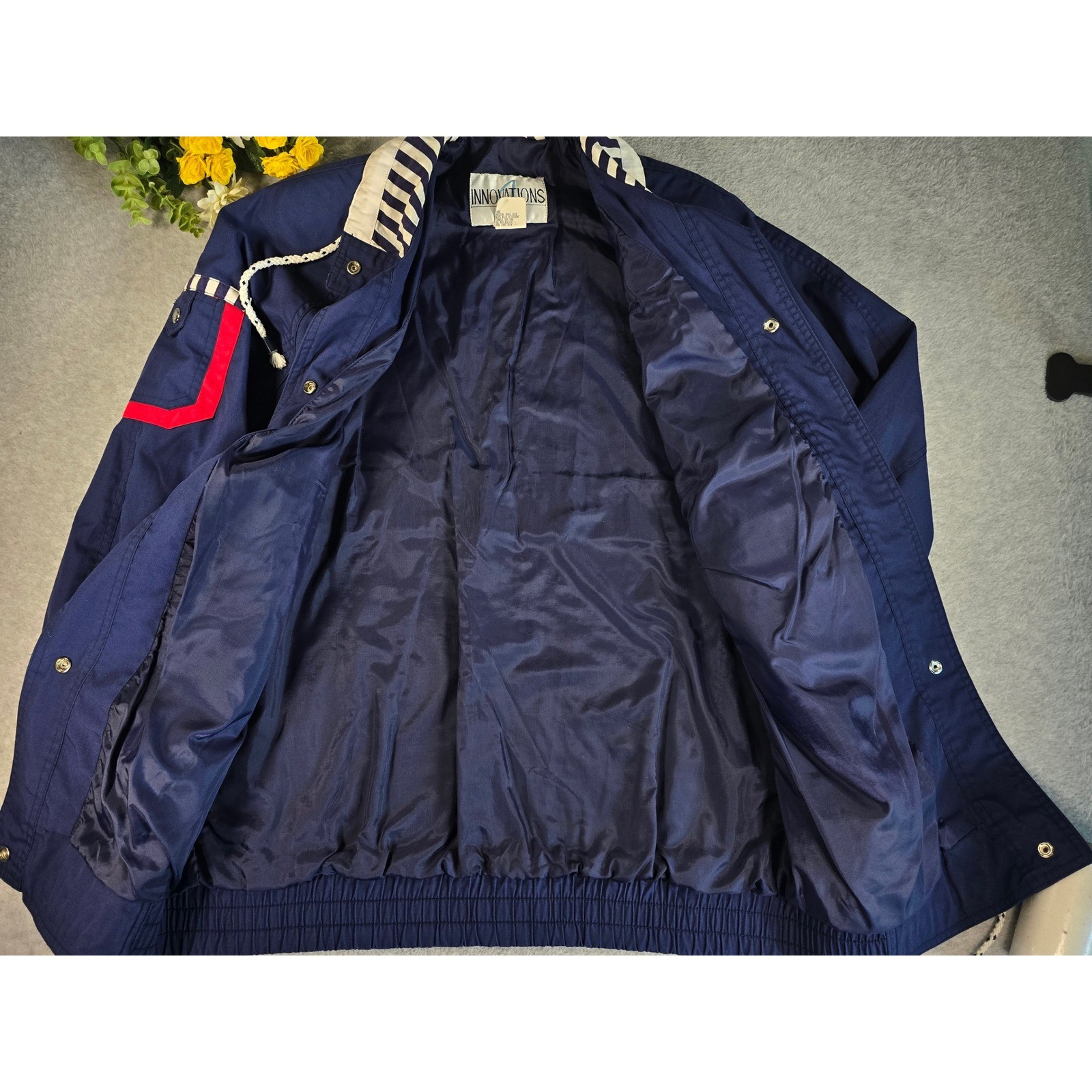 Vintage Innovations by IZZI Navy Blue Nautical Striped Windbreaker Jacket Small