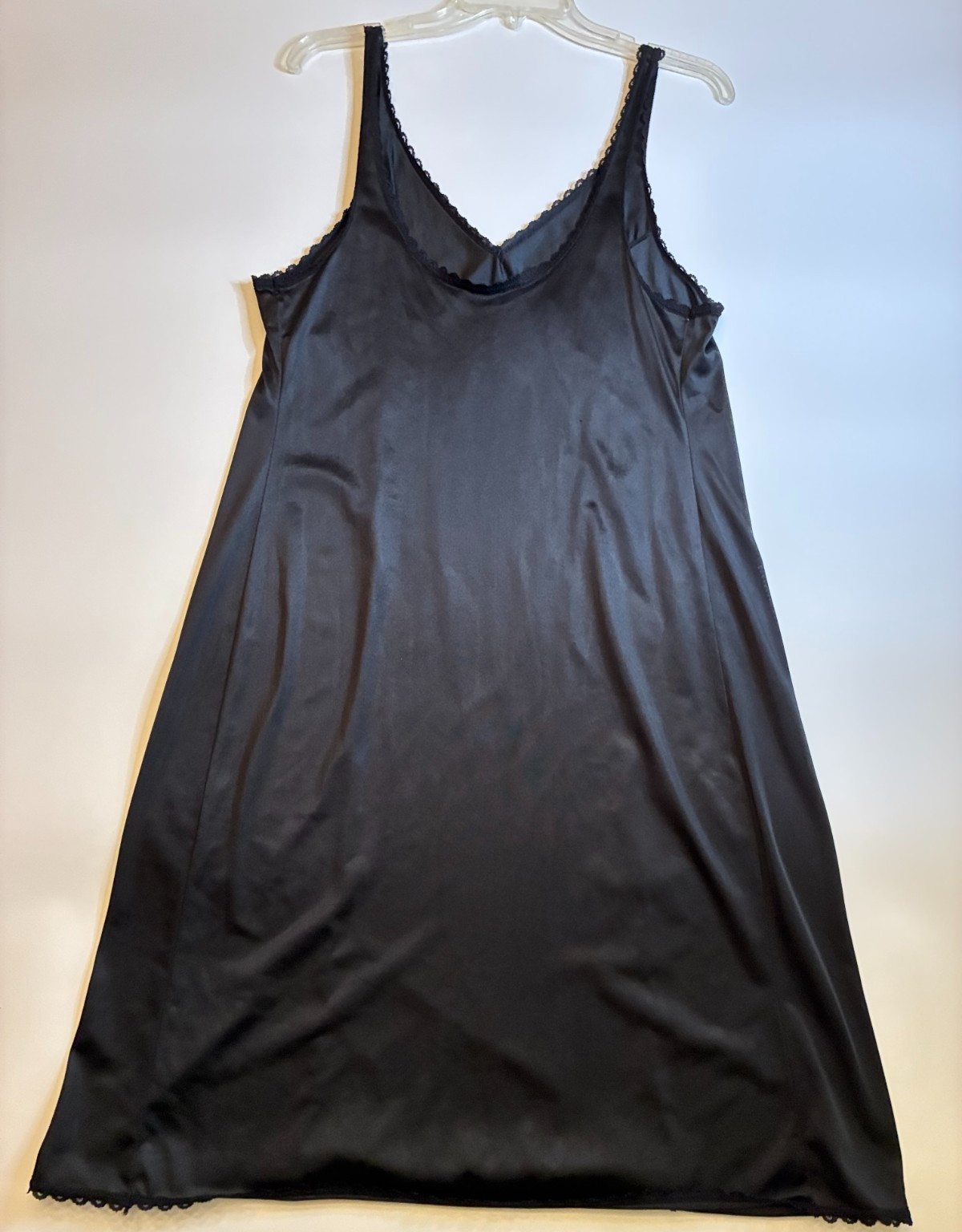 Vintage Black FULL SLIP Dress MEDIUM Gothic Flowy A-line Shift Scalloped TRIM