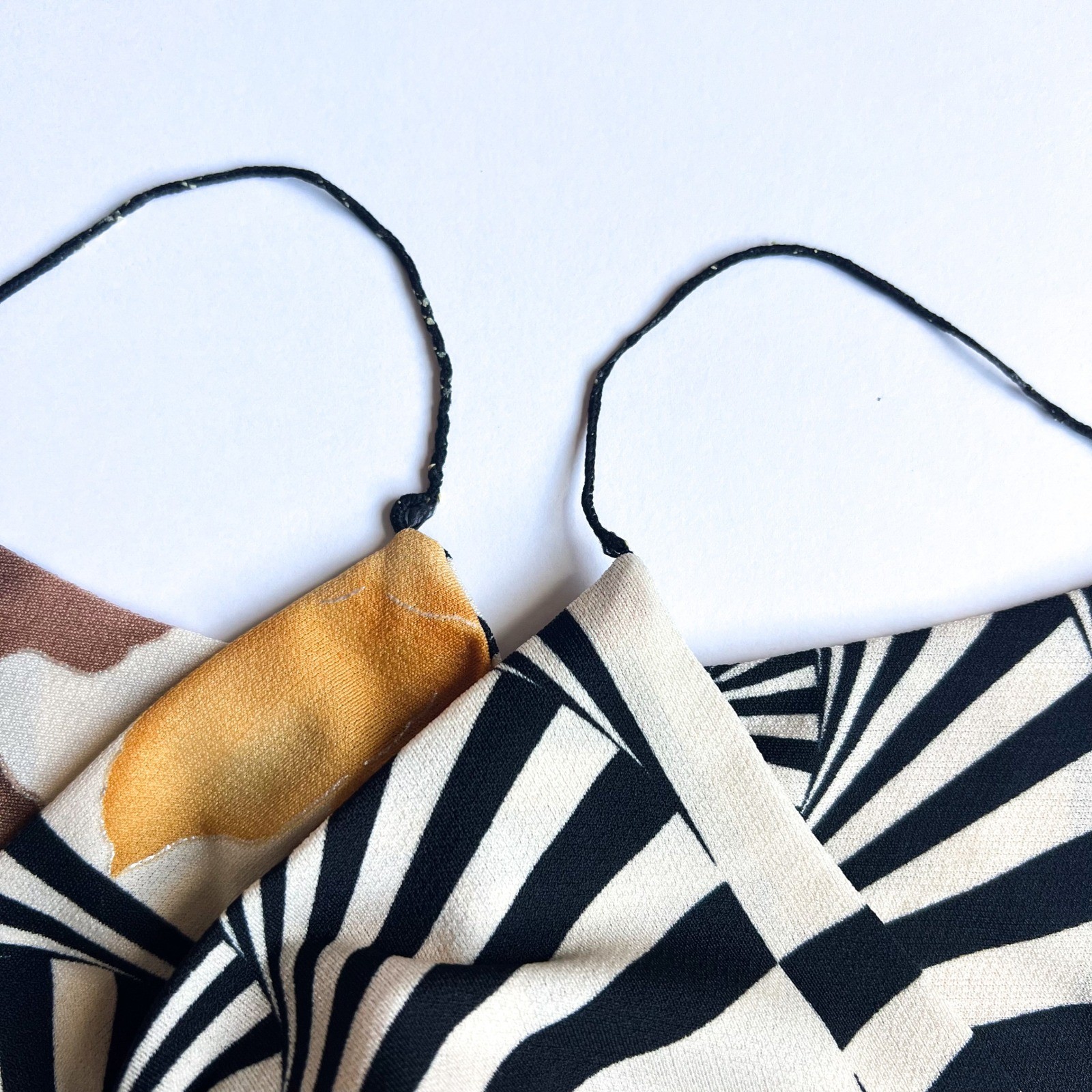 90s Via Vai Spaghetti Strap Patterned Top