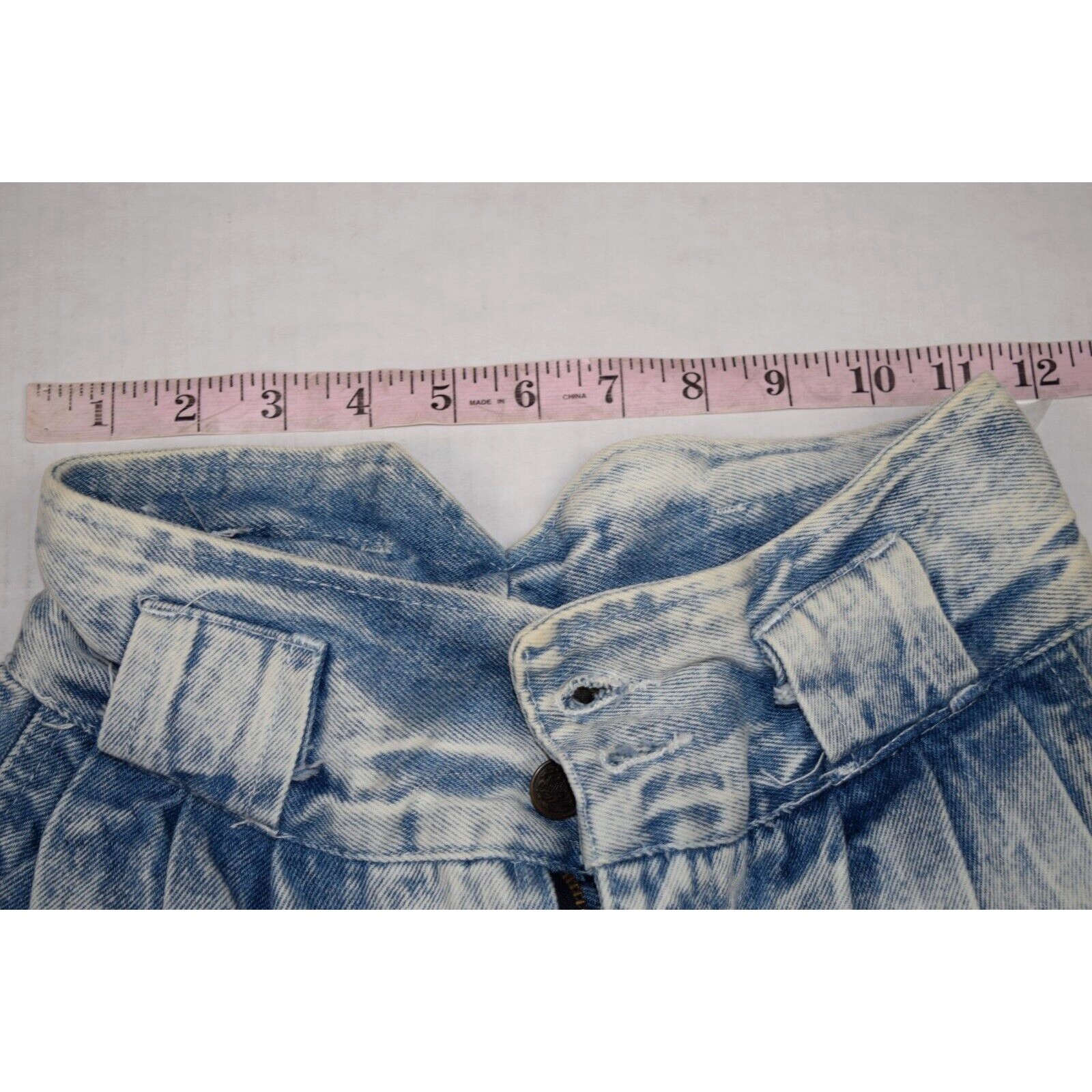 Vintage Watch LA Shorts Size XS/S 80s Denim High Waist Baggy Pleat Zip Made USA