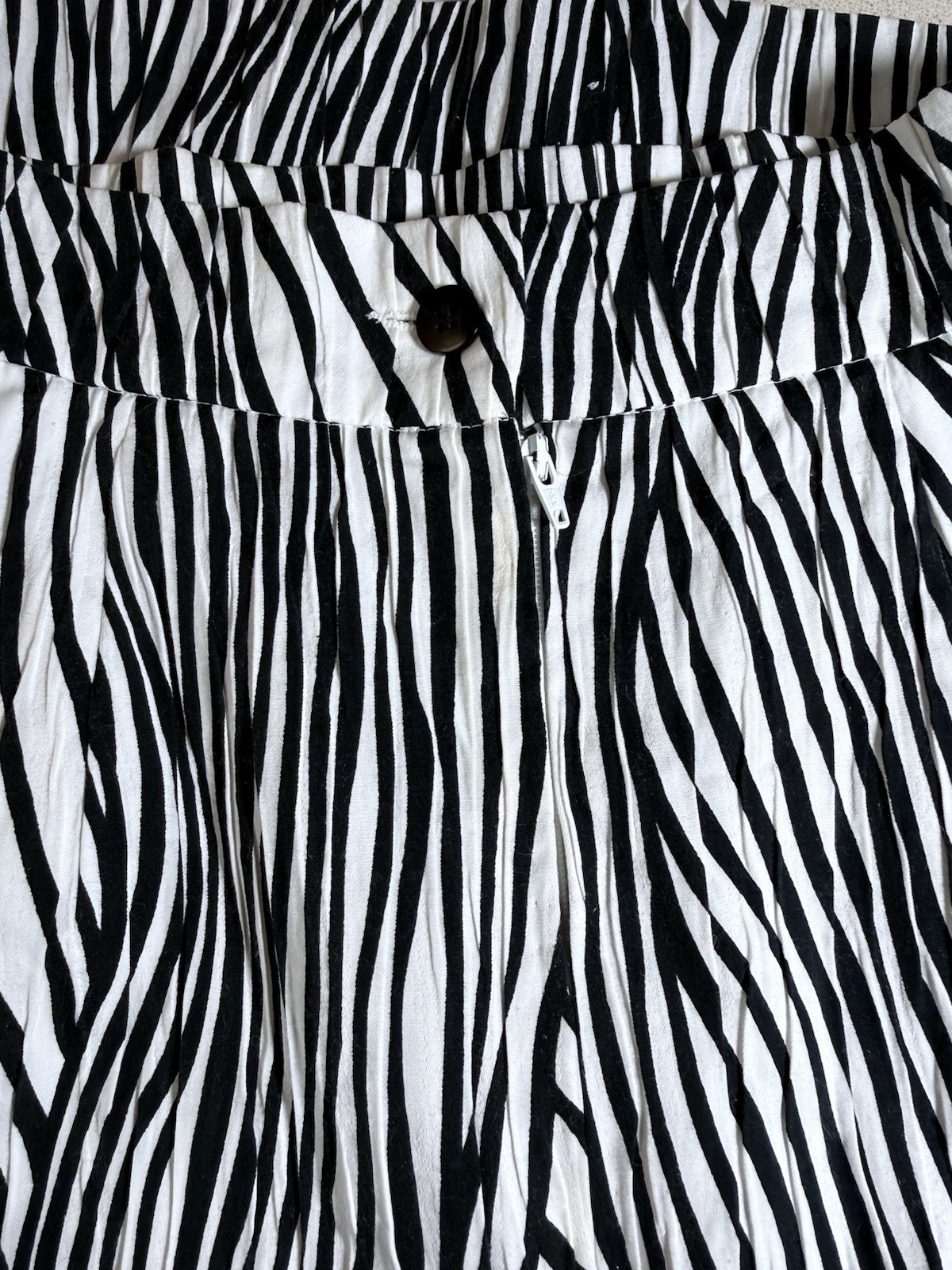 Vintage Bisang Couture Neiman Marcus XS Pencil Skirt Black White Zebra Print