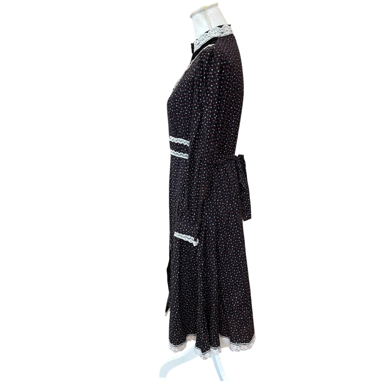 Vintage JCPenney Fashions Prairie Dress Black Floral Lace Velvet Midi 13