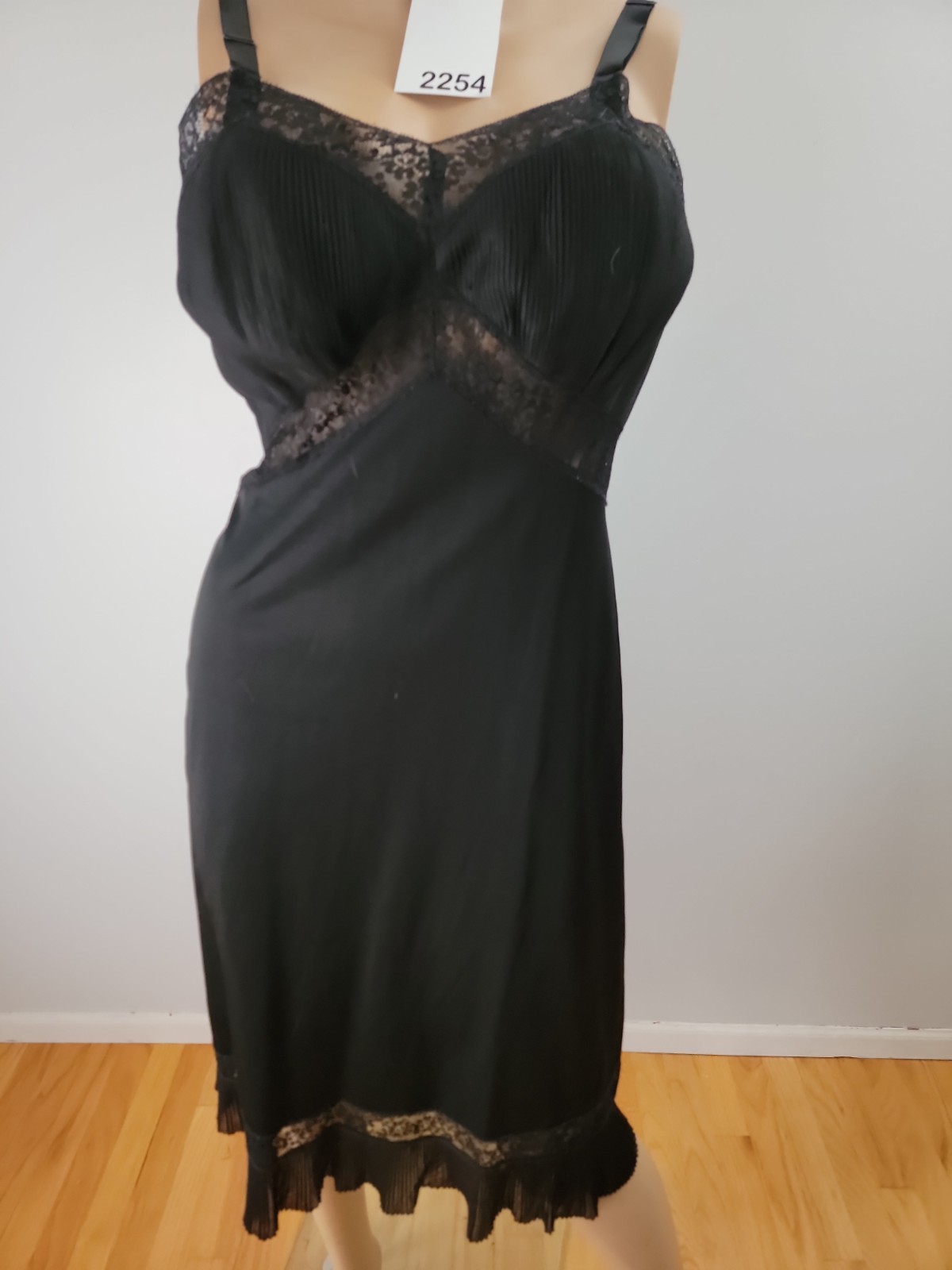 Vintage Charmode Tricot Nylon Black Full Slip Pleat/lace Detail 34 Regular