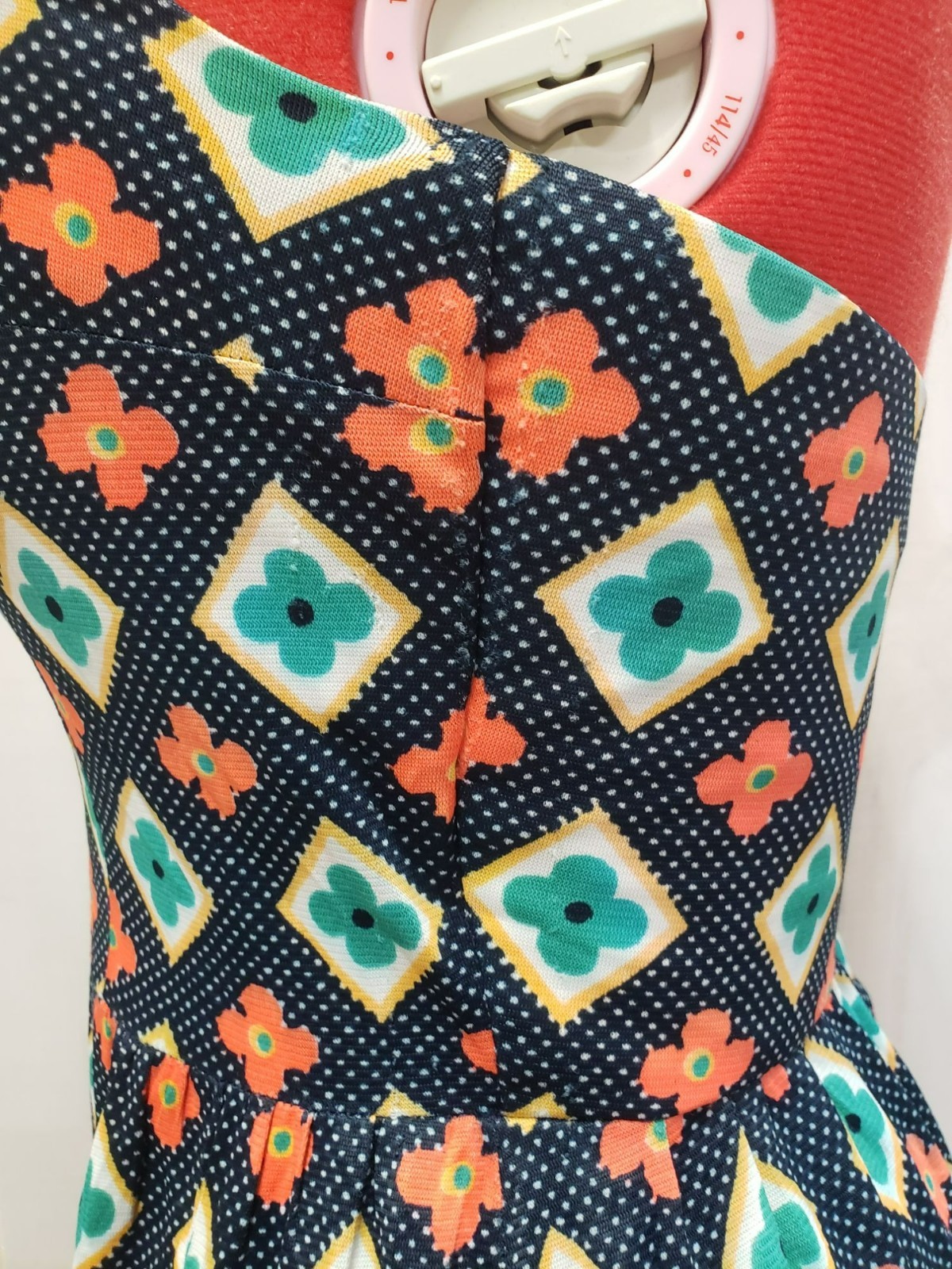 Vintage Halter Dress Medium Floral Print 70s Mob wife zip back Lisa Cobb Serbin