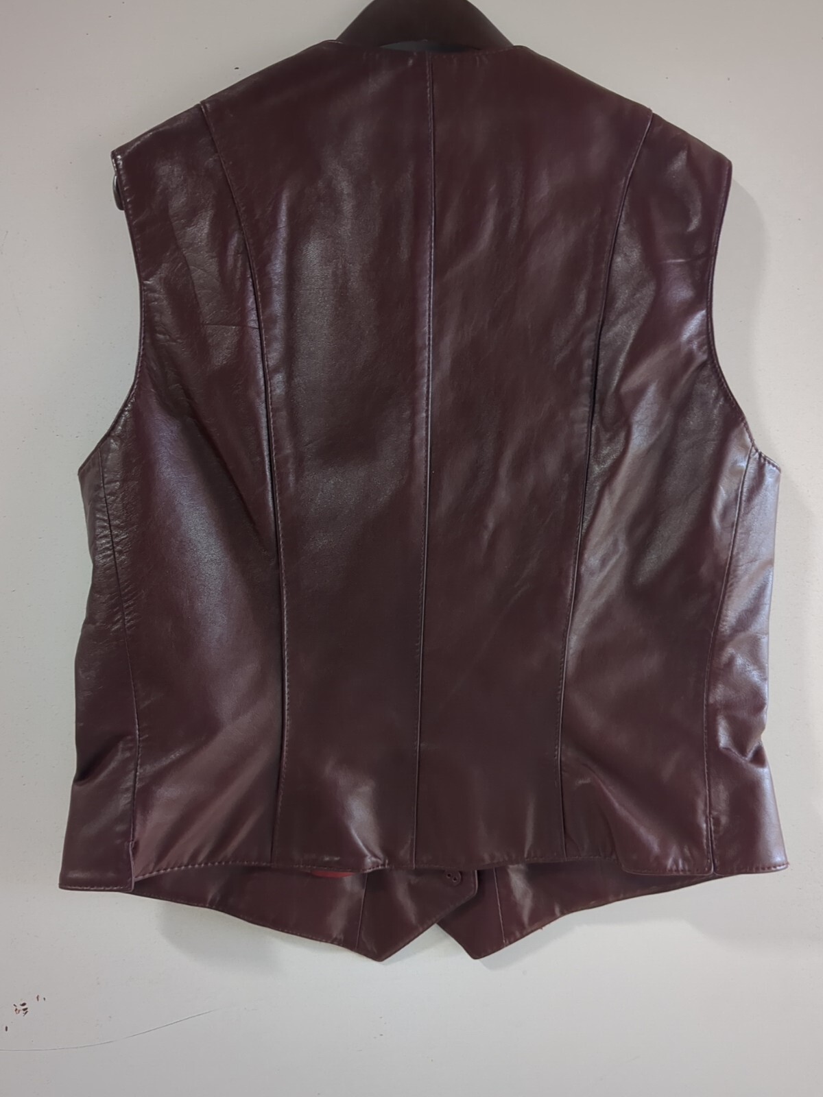 ETIENNE AIGNER Vintage 70’a Leather Vest Size 14 Oxblood Red With Hanger- READ