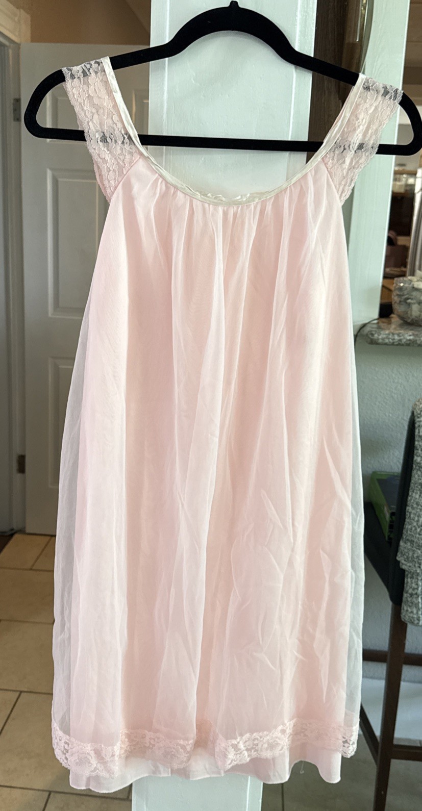 Lorraine Pink Layered Chiffon Lace Satin Babydoll Nightgown S Romantic 1960s