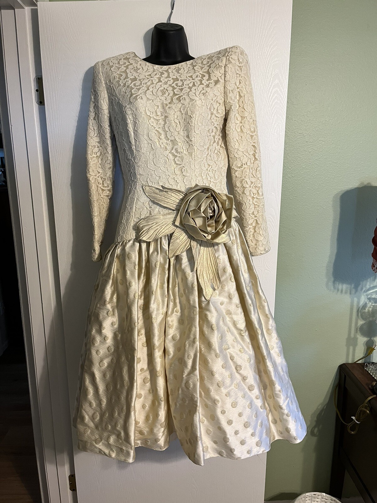 Vintage 1980’s Eugene Alexander Party Prom Dress Cream Size 8