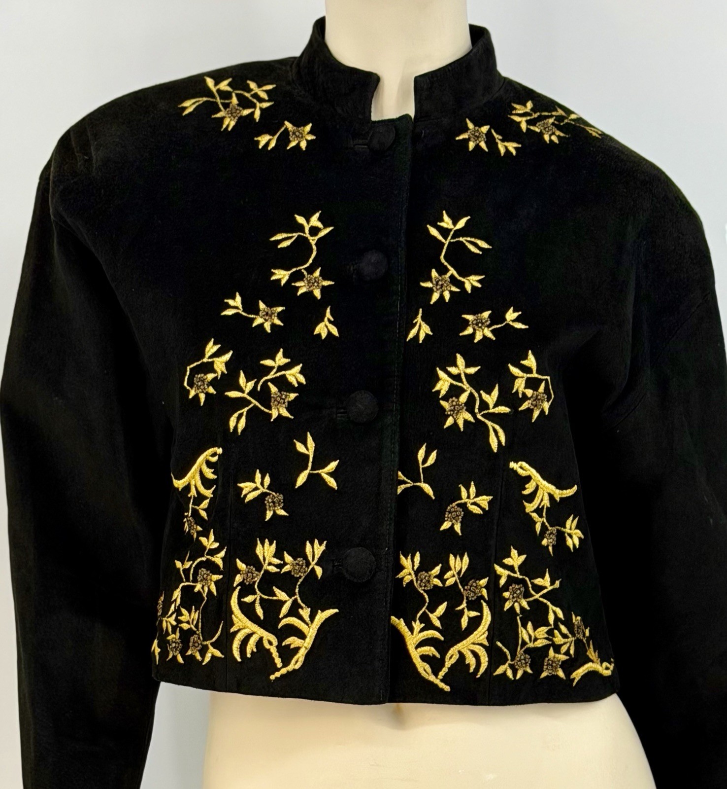 VTG PIA RUCCI Black Suede Embroidered , Beaded Jacket/skirt Set Sz 4 Excellent