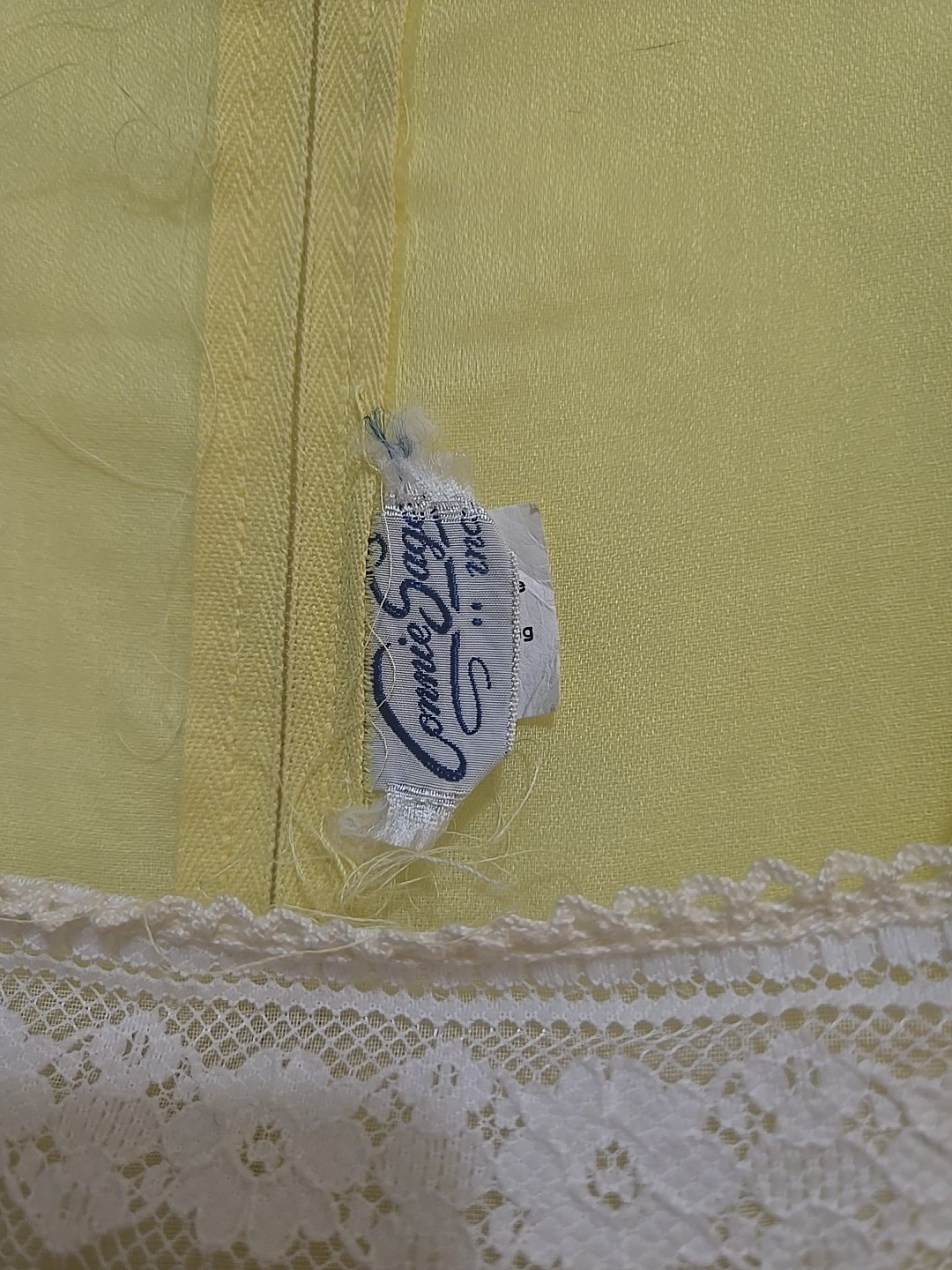 Connie Sage Women’s Vintage Dress Short Sleeve Lace Details Yellow Tie Zipper