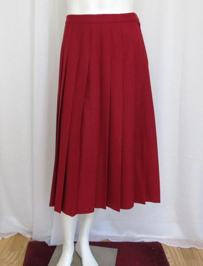 Pendleton Woolen Mills Vintage 1970’s dark red skirt suit size PM-M